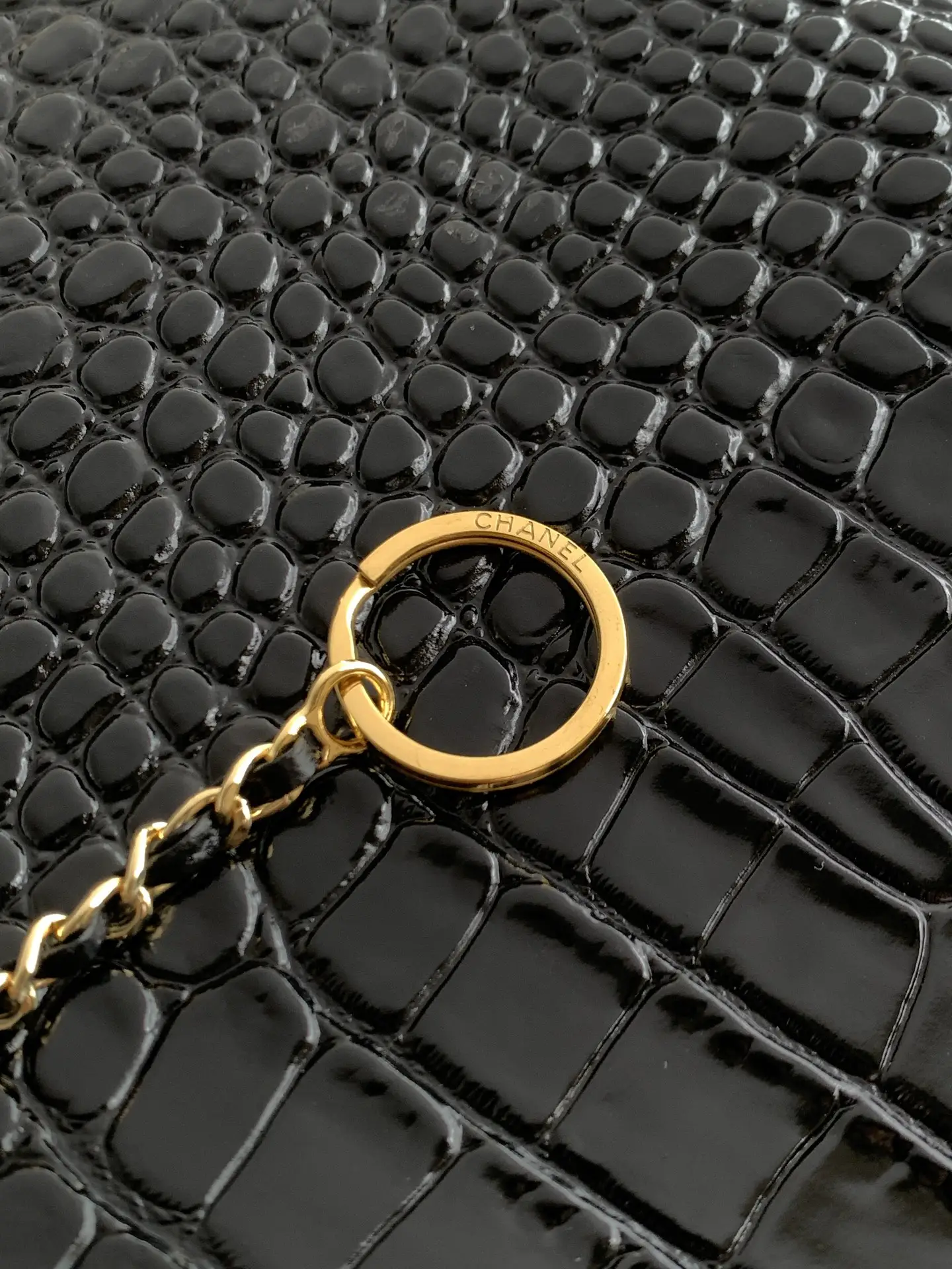 Chanel Large Tote Bag AS6239 Black Crocodile Pattern
