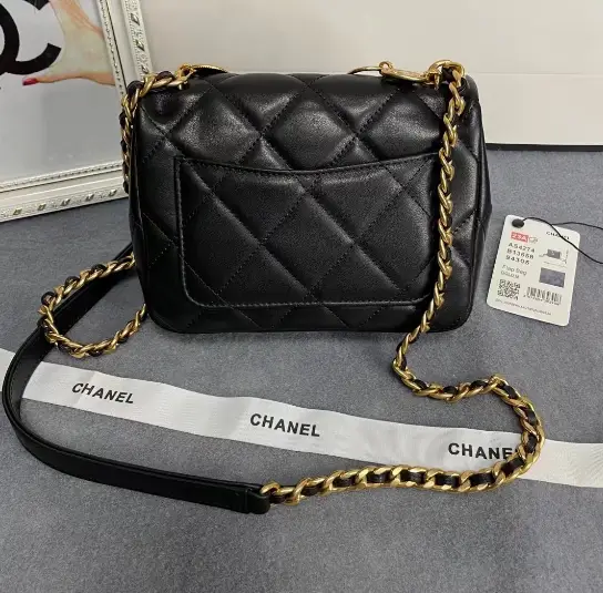 Replica bags Chanel23B Gold Coin Flap Bag | Autumn/Winter AS4274