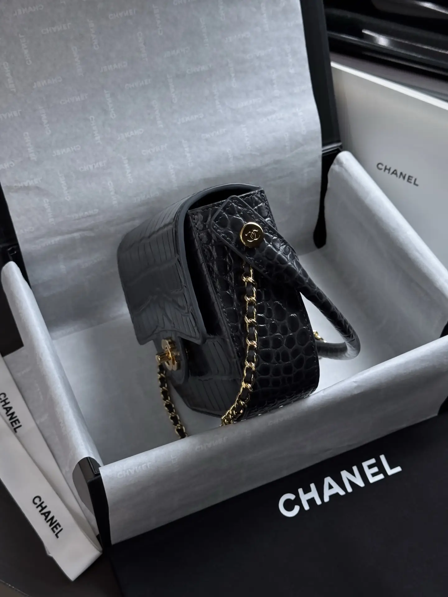 Mini Flap Bag With Top Handle AS6424 Grey Crocodile Embossed