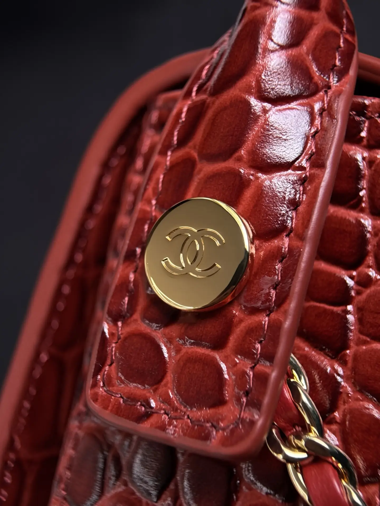 Mini Flap Bag With Top Handle AS6424 Red Crocodile Embossed