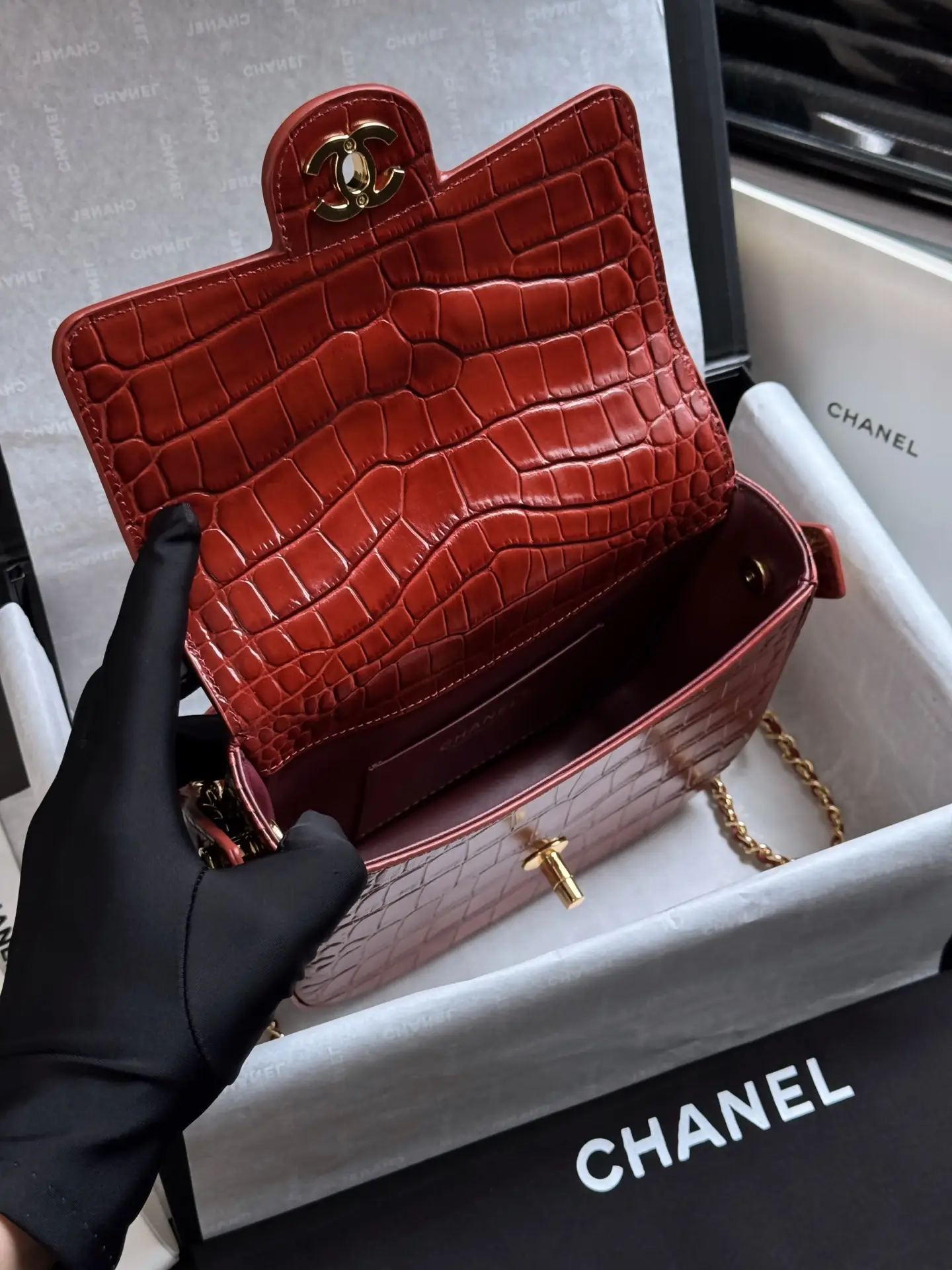 Mini Flap Bag With Top Handle AS6424 Red Crocodile Embossed