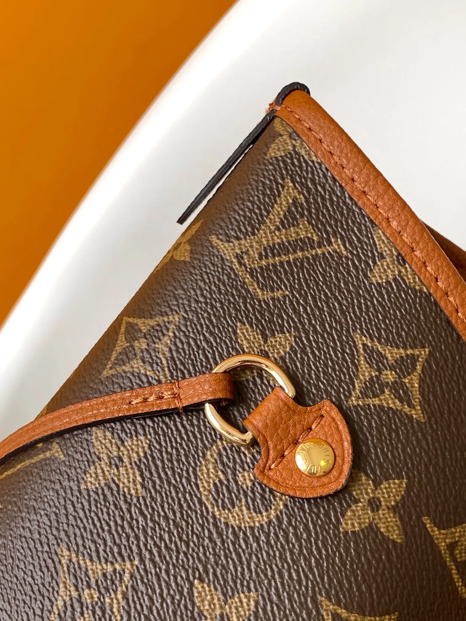 Louis Vuitton M12061 Neverfull Inside Out MM Tan