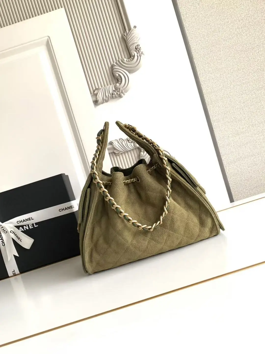 Chanel 25 Medium Handbag AS5293 Olive Green