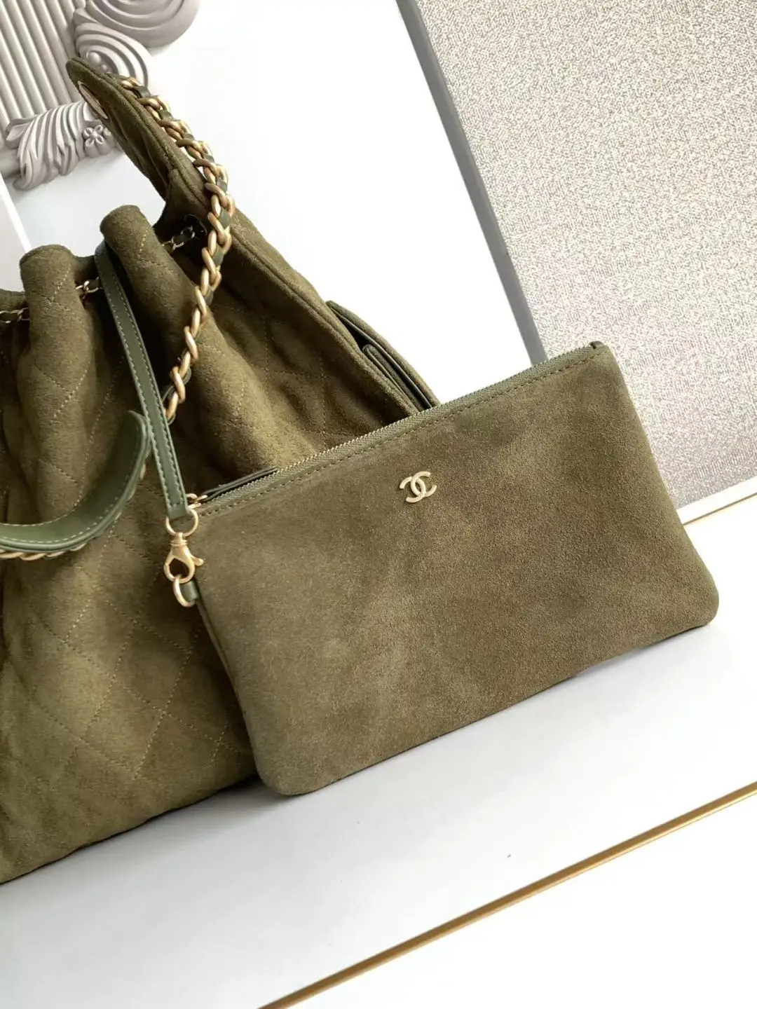 Chanel 25 Medium Handbag AS5311 Olive Green