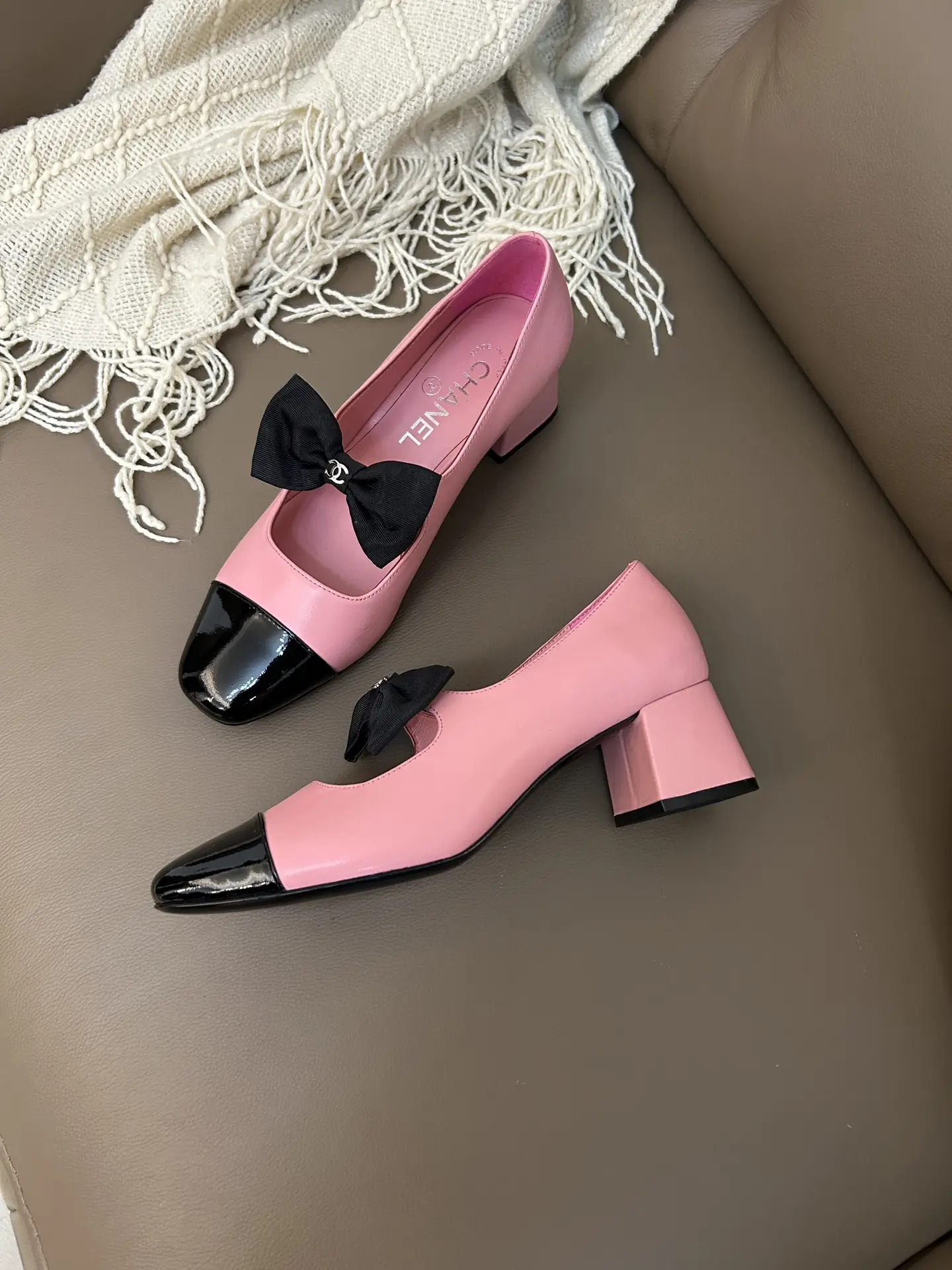 Chanel Bow Mary Jane Shoes Pink