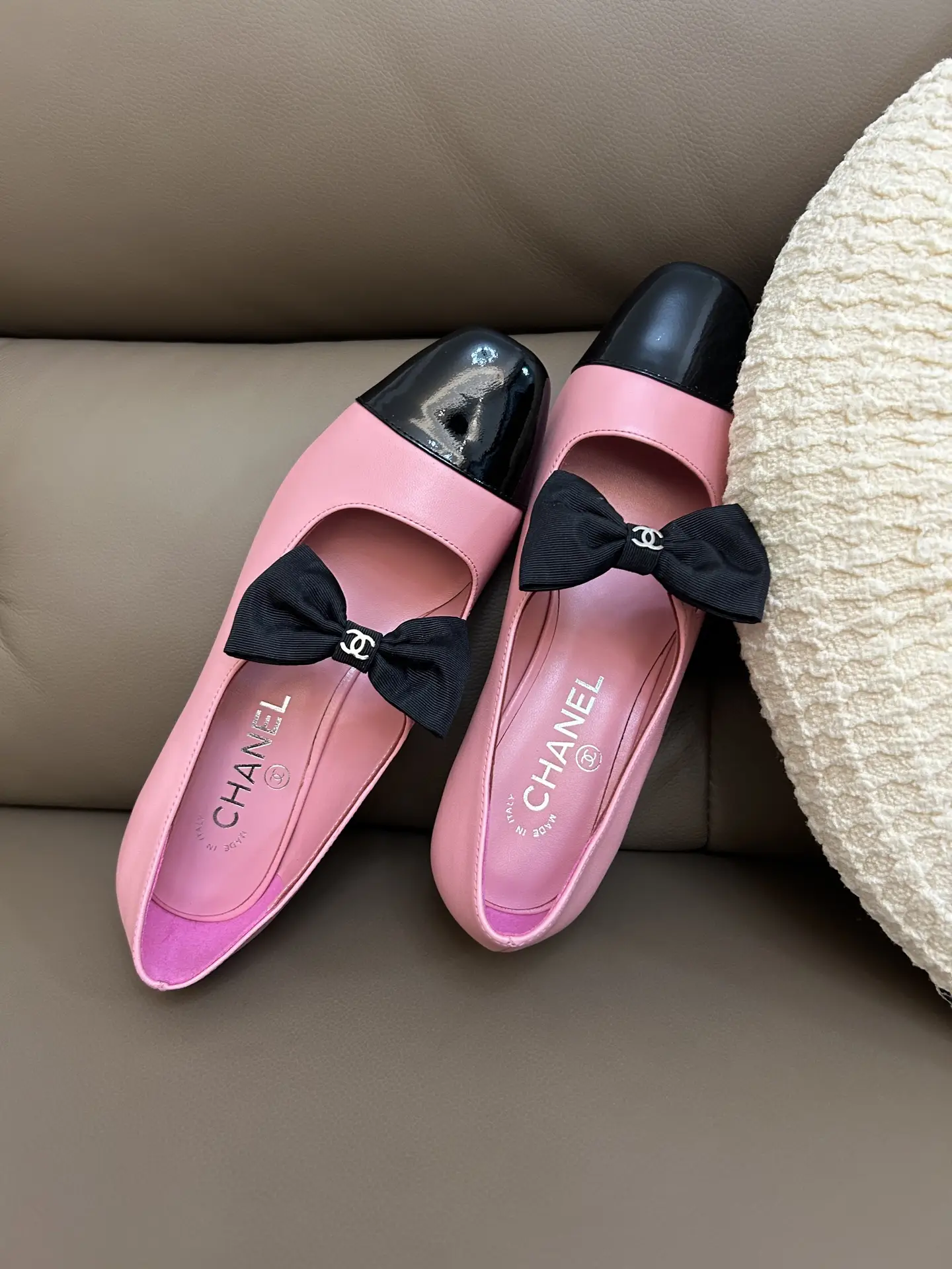 Chanel Bow Mary Jane Shoes Pink