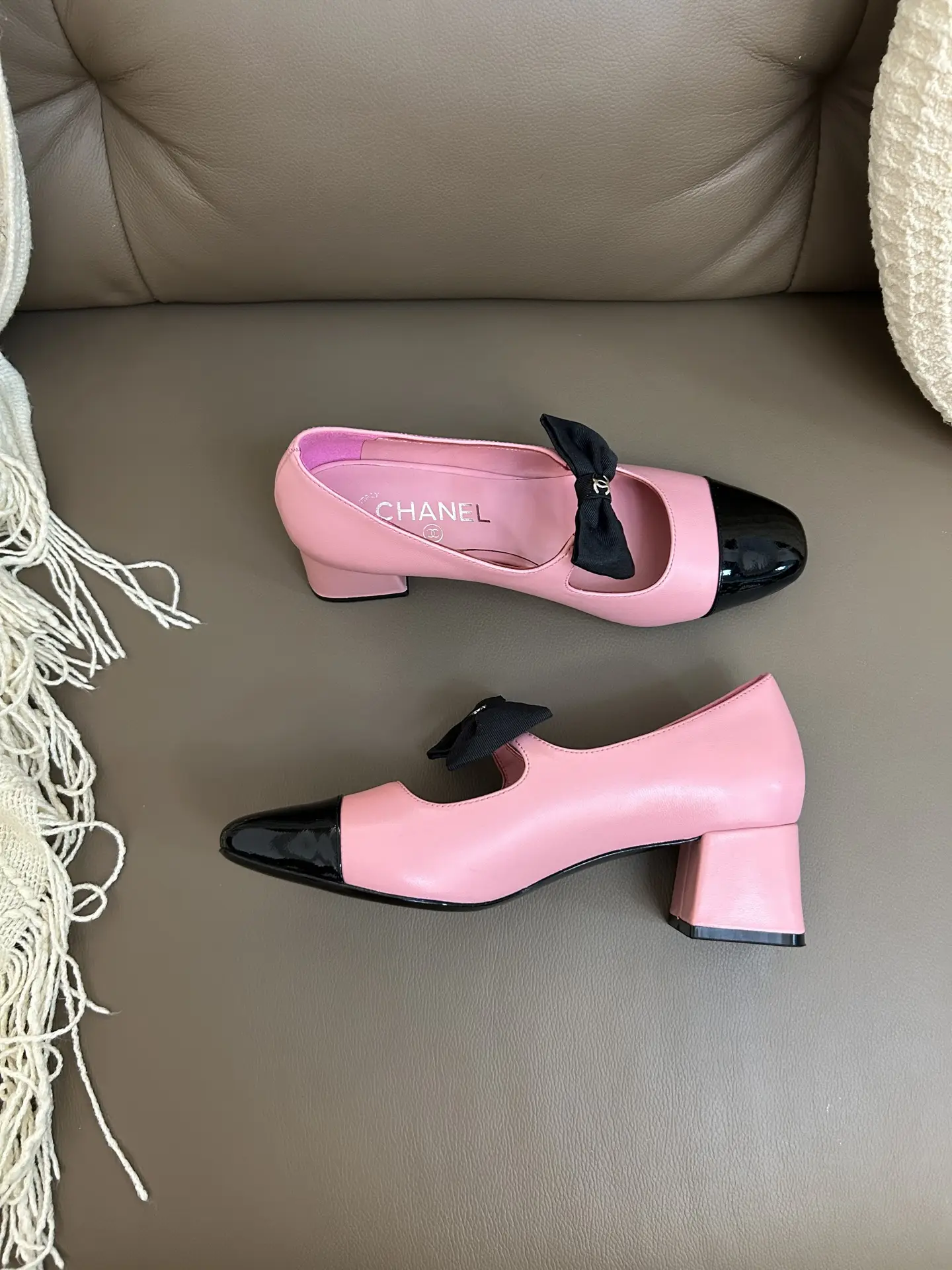 Chanel Bow Mary Jane Shoes Pink