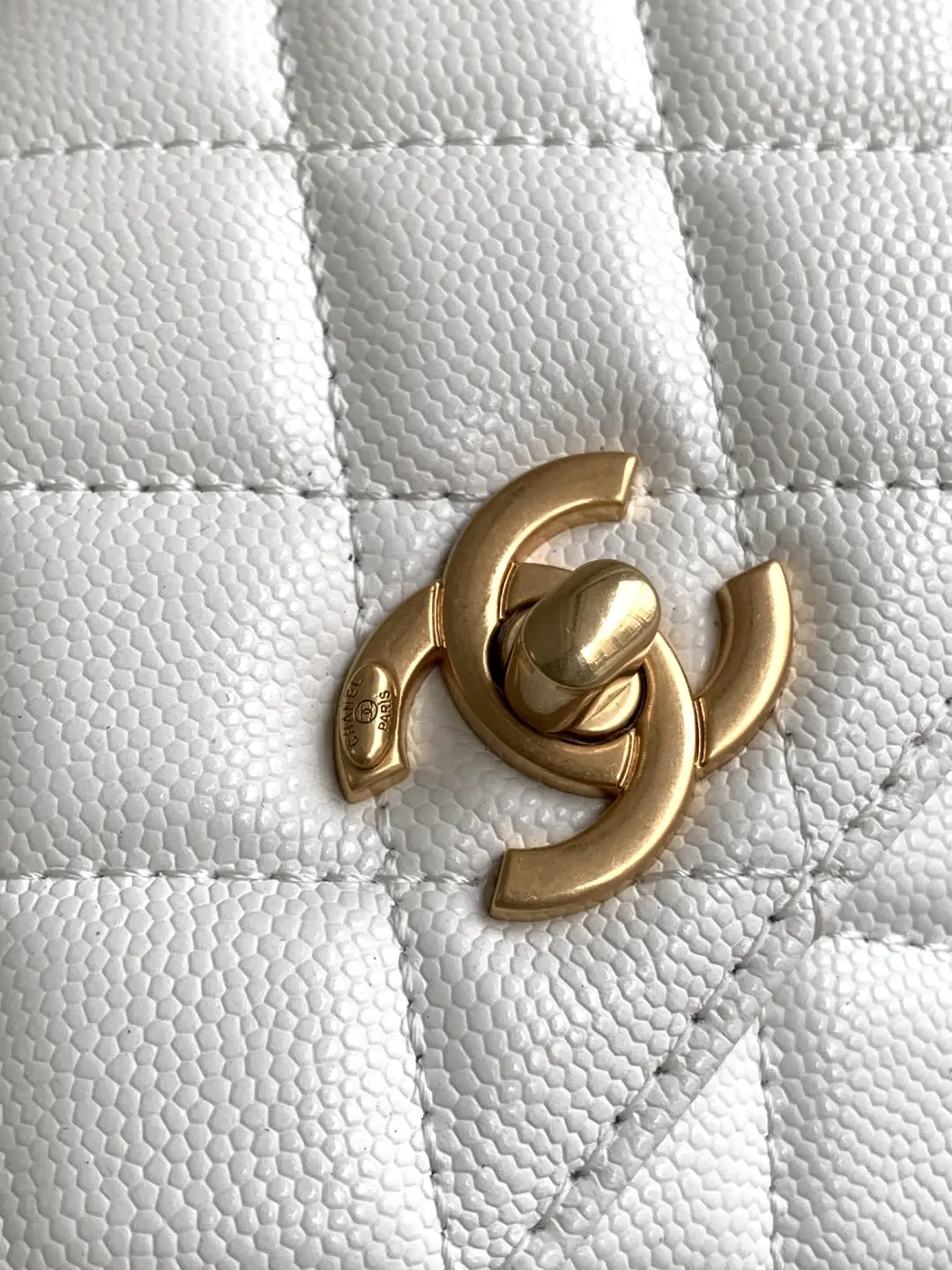 Chanel Coco Handle Bag AS92990 White