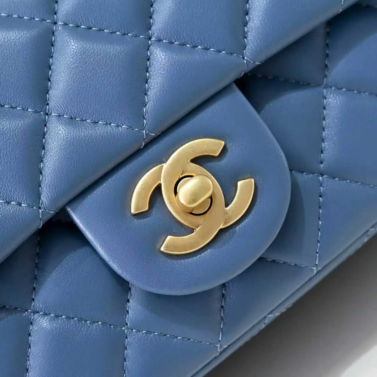 Chanel Flap Bag Haze Blue 20cm AS1787