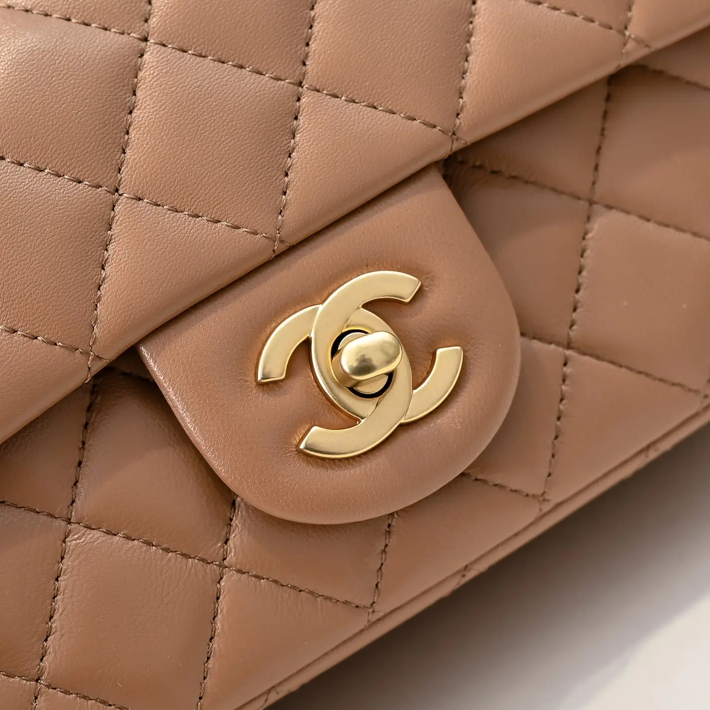 Chanel Flap Bag Milk Tea Apricot 20cm AS1787