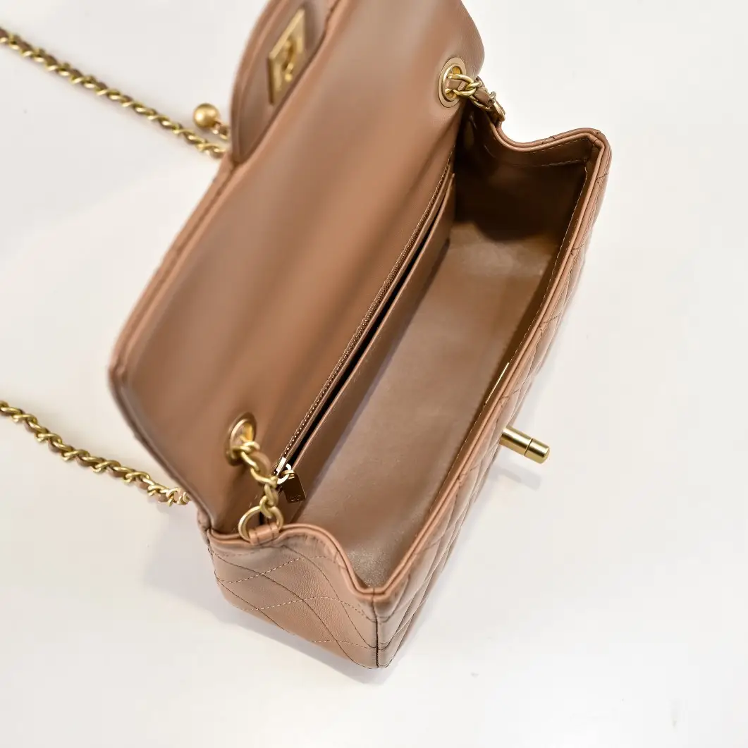 Chanel Flap Bag Milk Tea Apricot 20cm AS1787