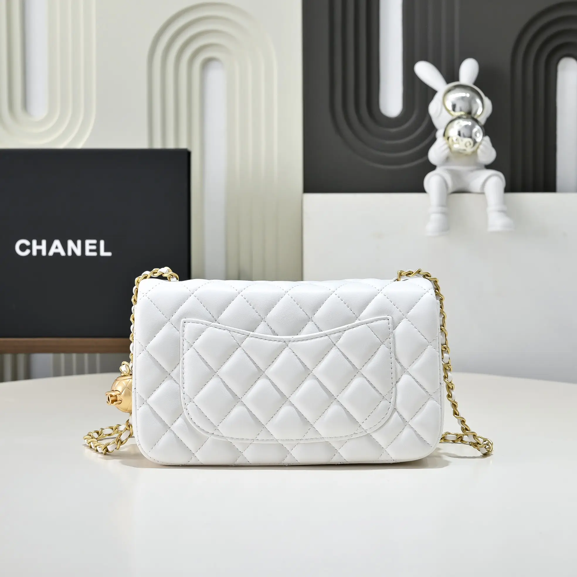 Chanel Flap Bag White 20cm AS1787