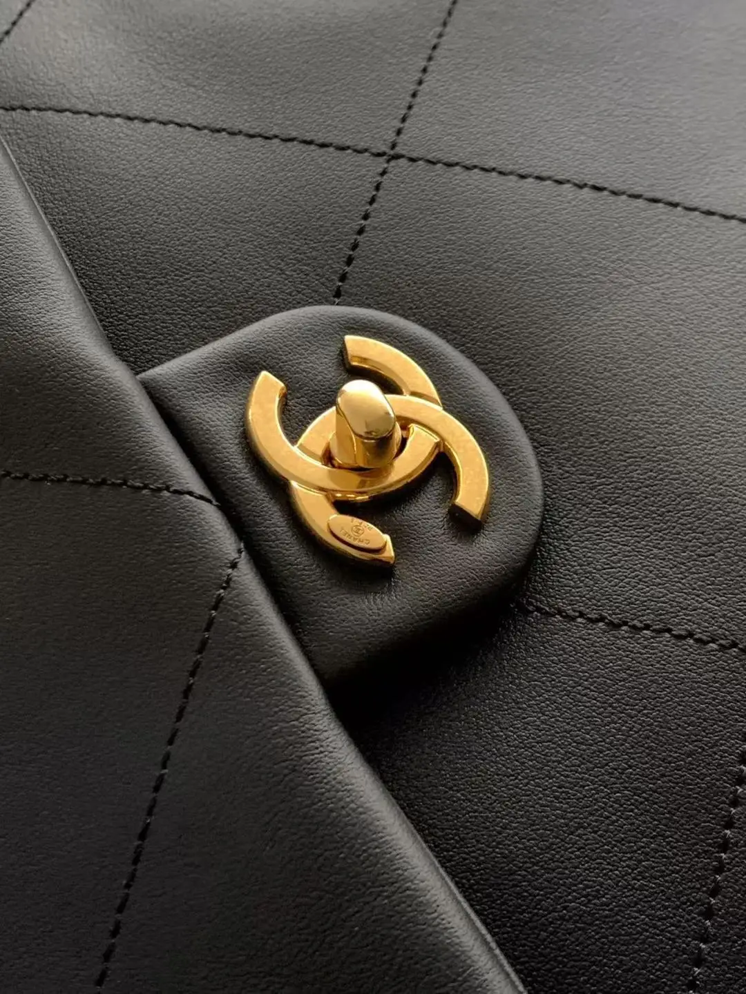 Chanel Hobo Handbag AS5838 Black