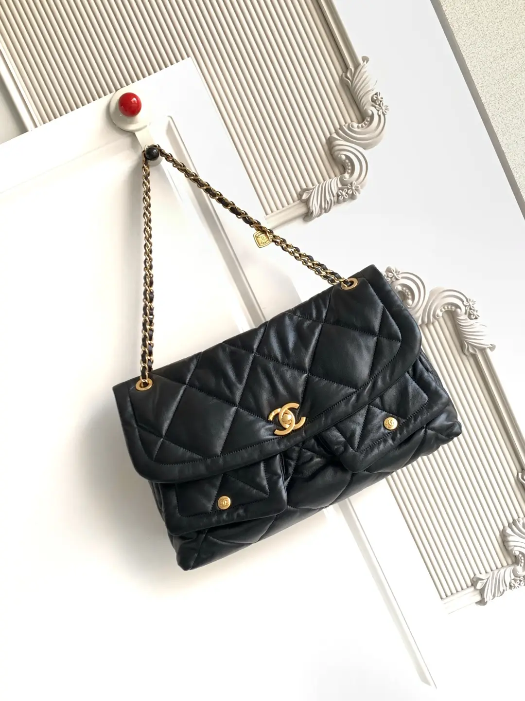 Chanel Maxi Flapbag 