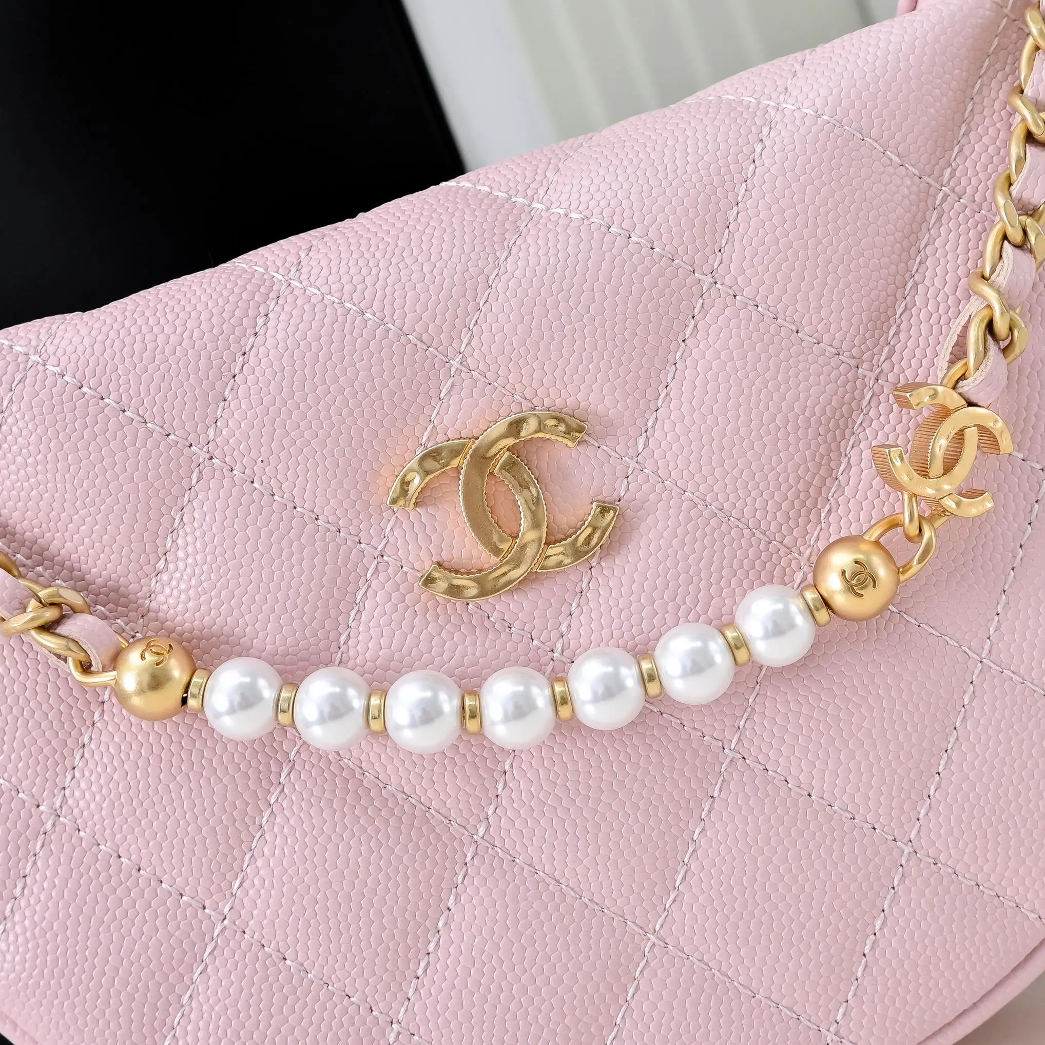 Chanel Pearl Chain Handbag Pink