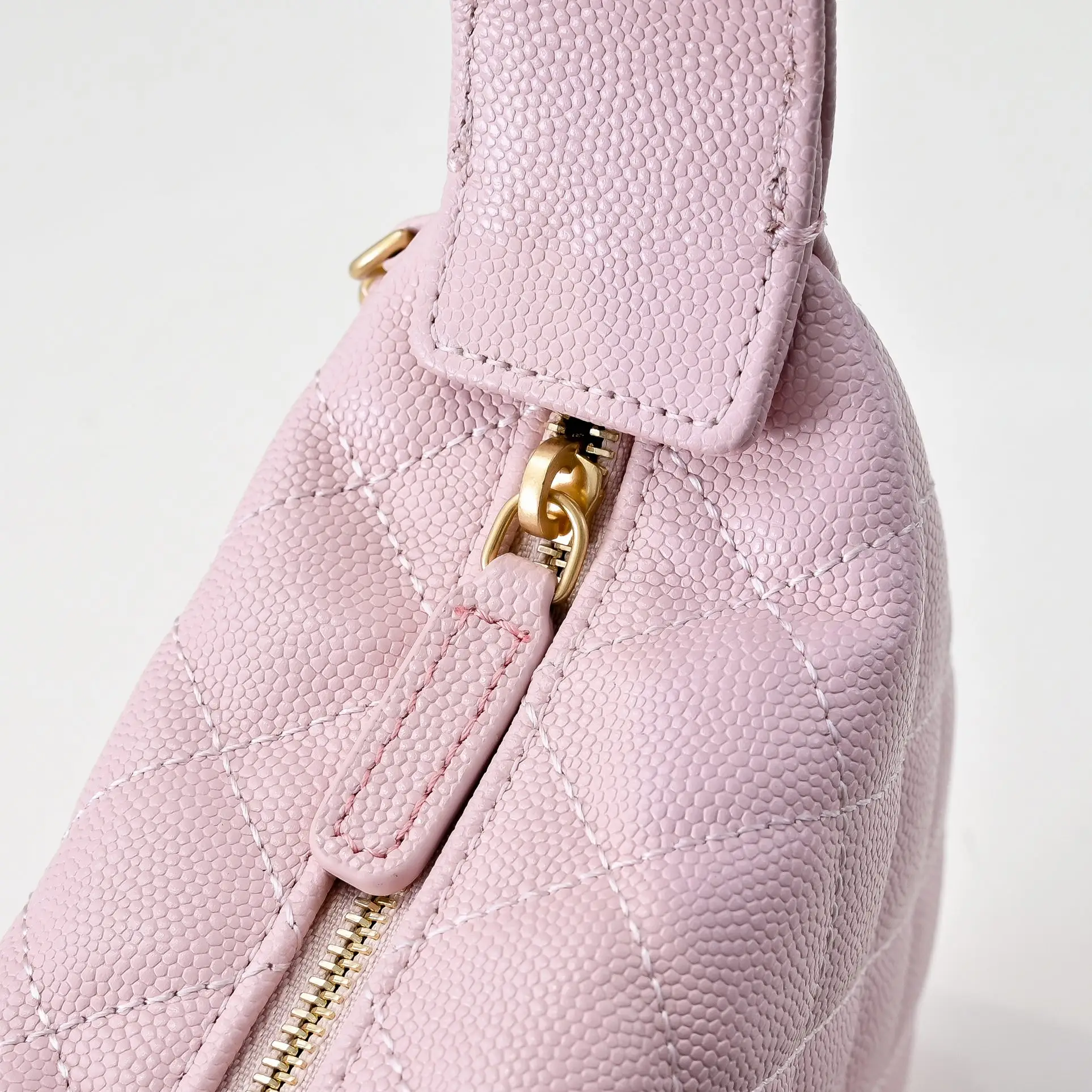 Chanel Pearl Chain Handbag Pink