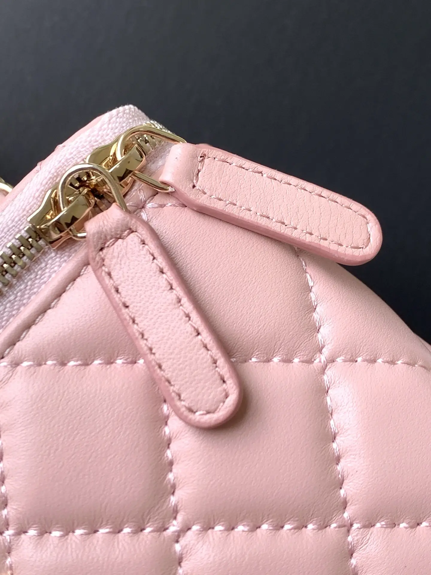 Chanel Vanity Bag with Handle AP4842 Pink