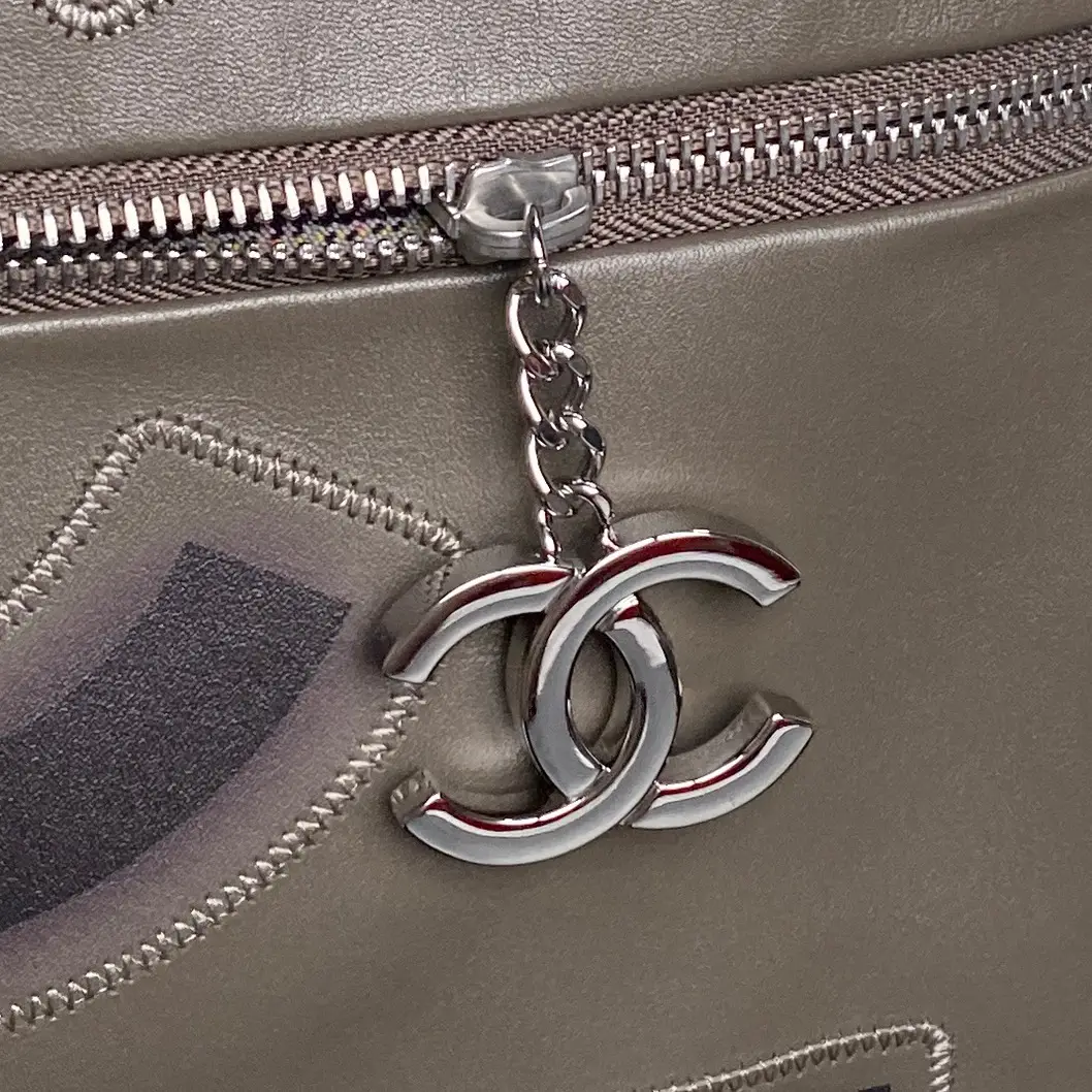 Chanel Vintage Graffiti Tote Bag Dark Grey