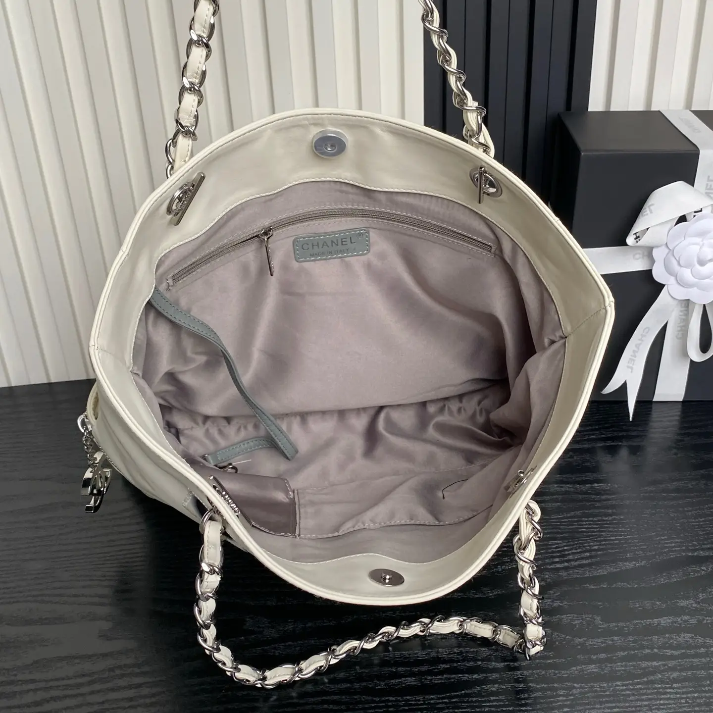 Chanel Vintage Graffiti Tote Bag White