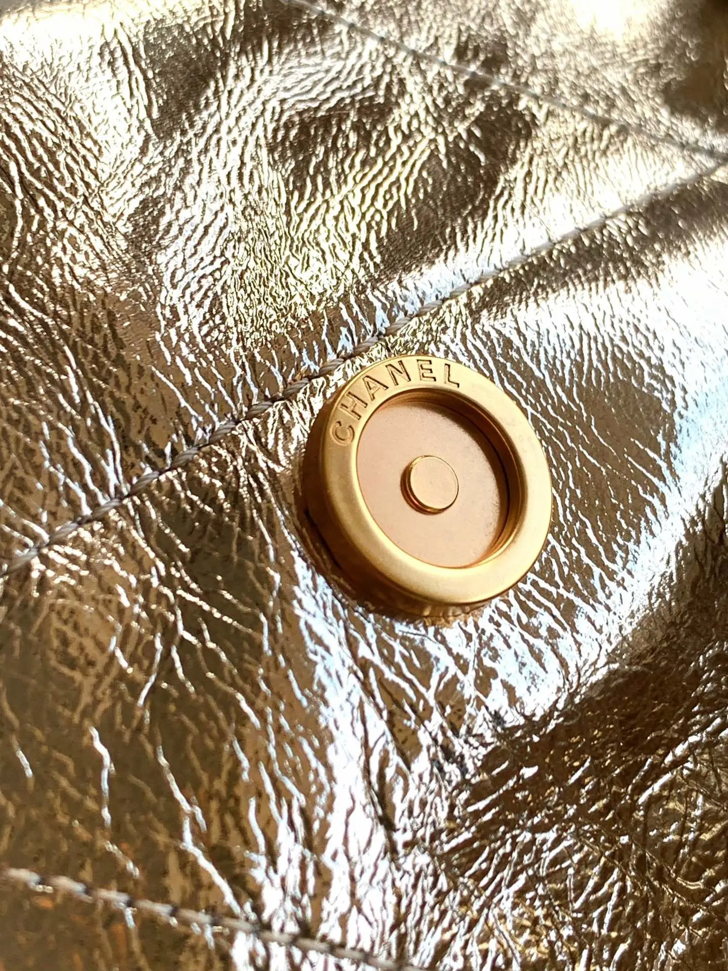 Chanel 22 Medium Handbag AS3261 Gold