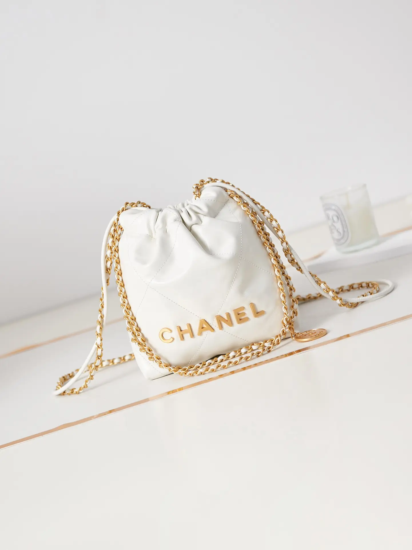 Chanel 22 Mini Handbag AS3980 White