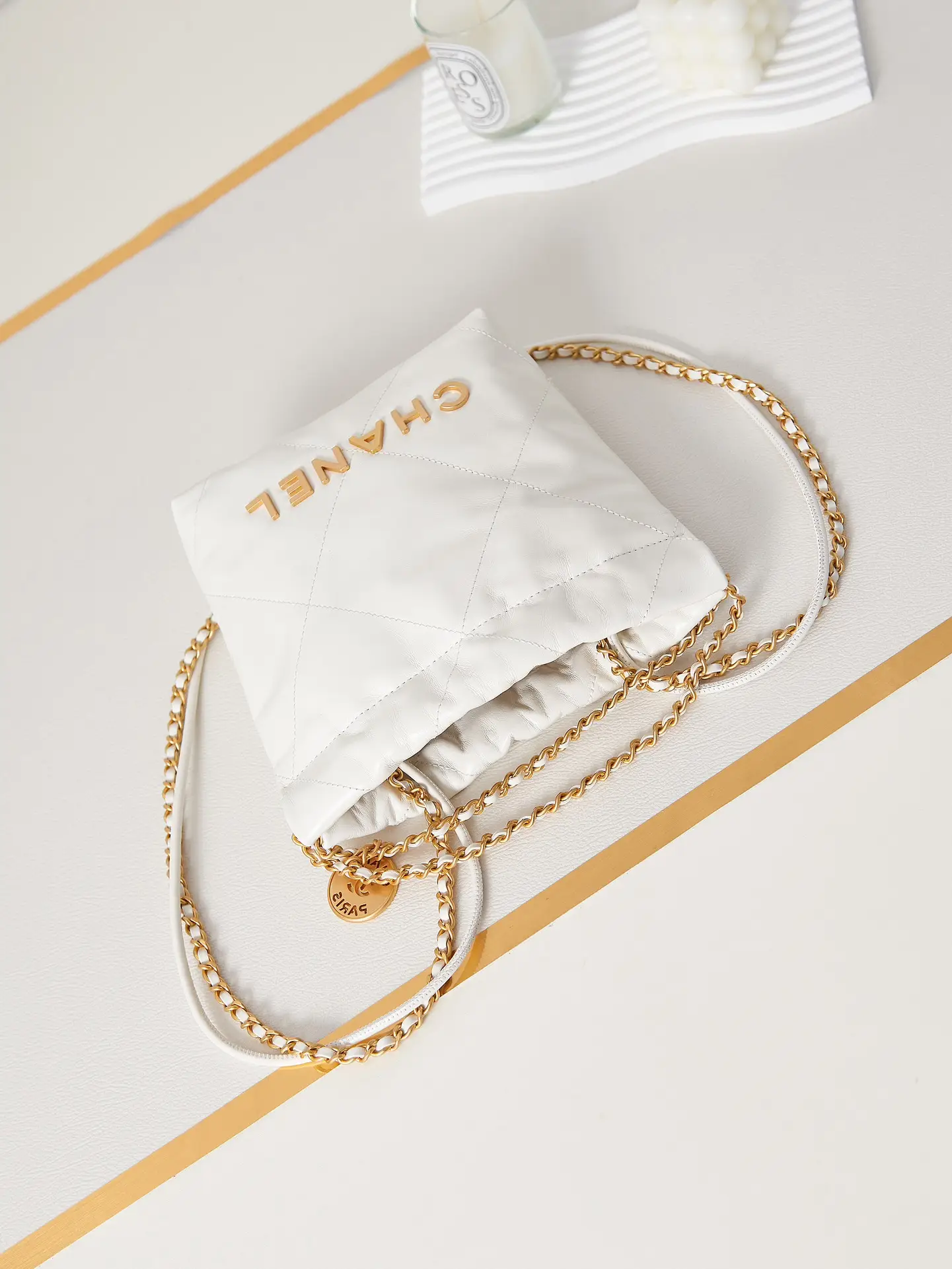 Chanel 22 Mini Handbag AS3980 White