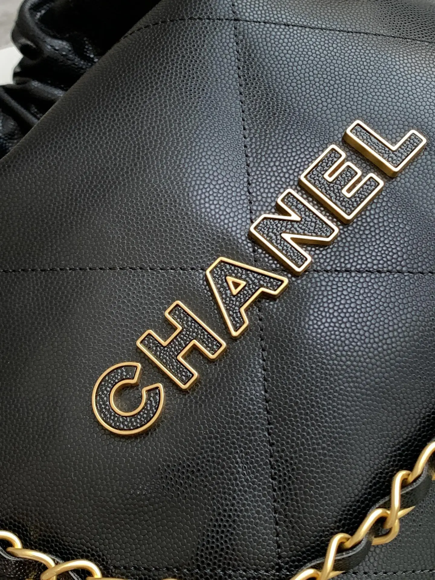 Chanel 22 Small Handbag AS3260 Black