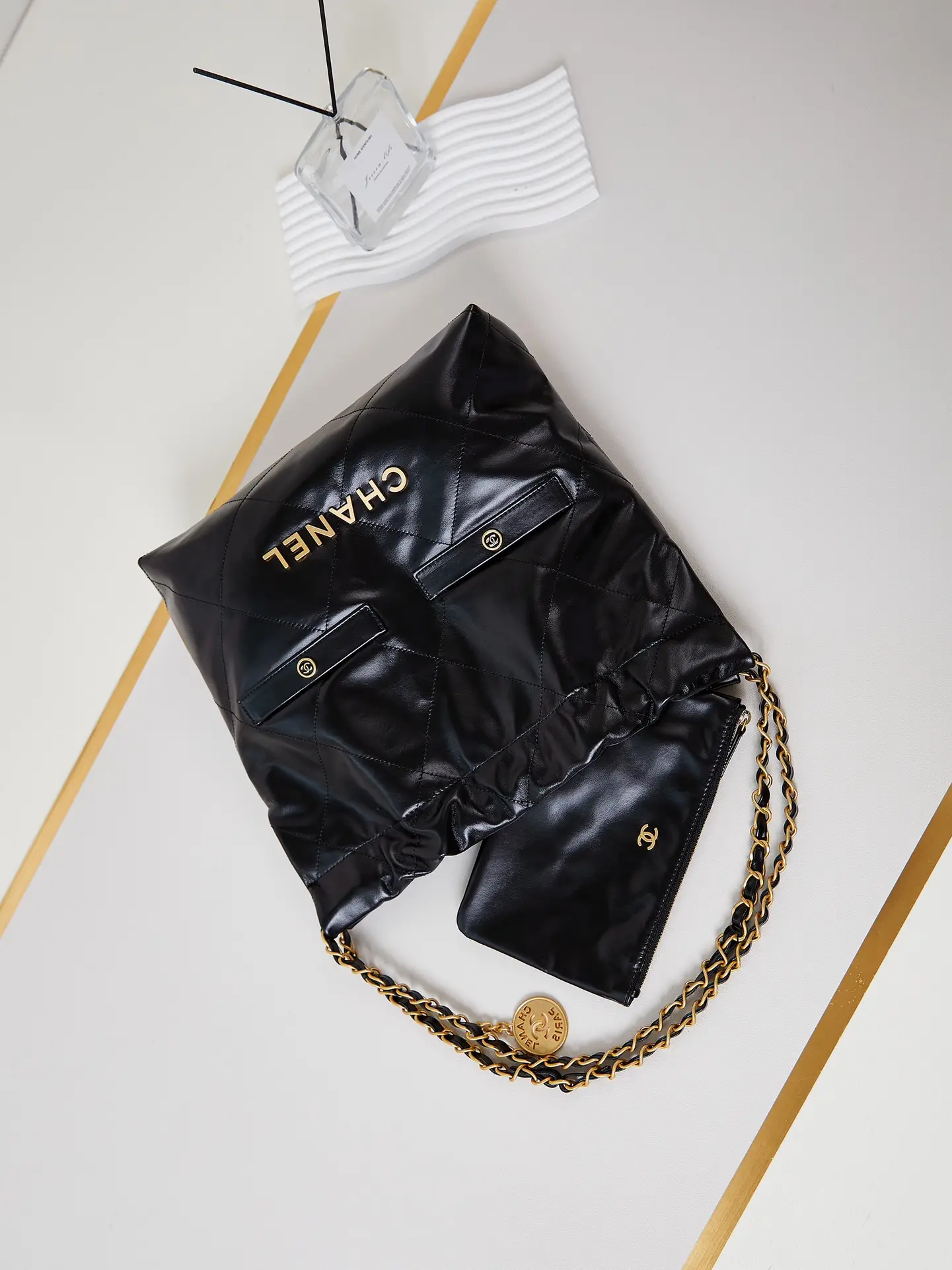 Chanel 22 Small Handbag AS3260 Black