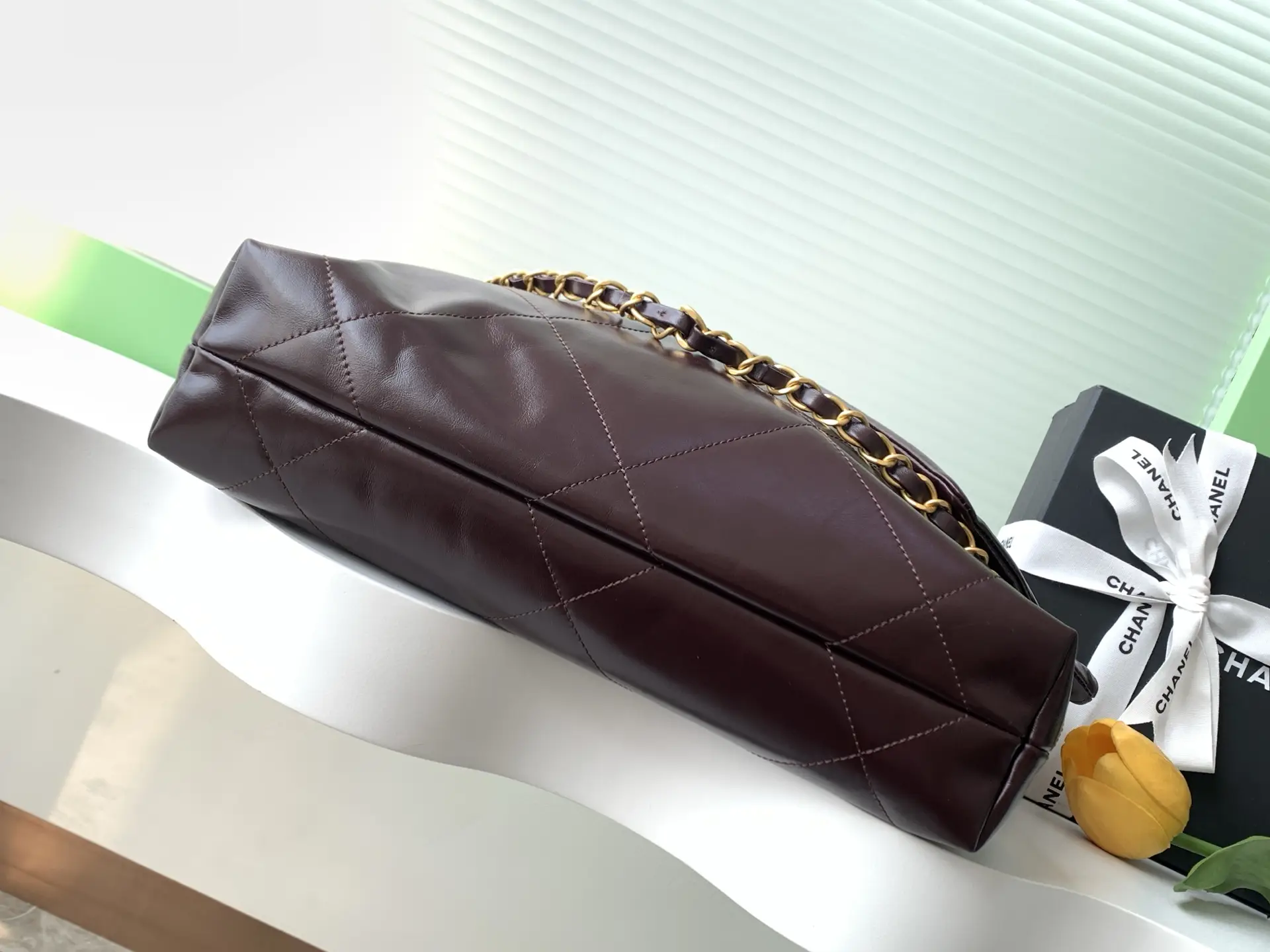 Chanel 22 Small Handbag AS3260 Burgundy