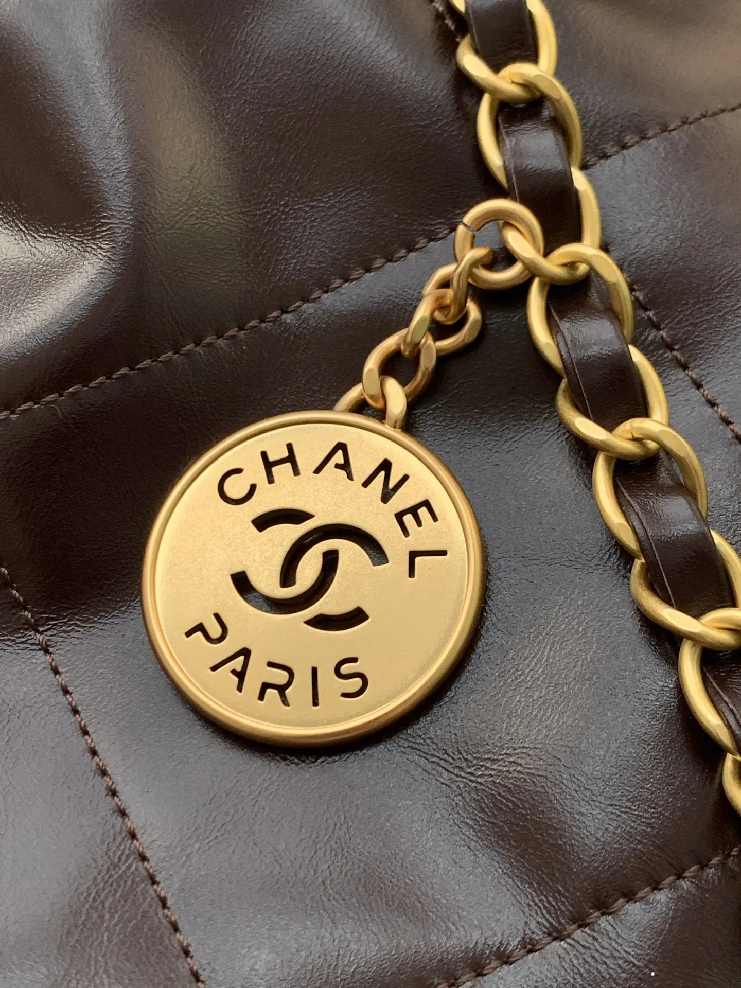 Chanel 22 Small Handbag AS3260 Burgundy