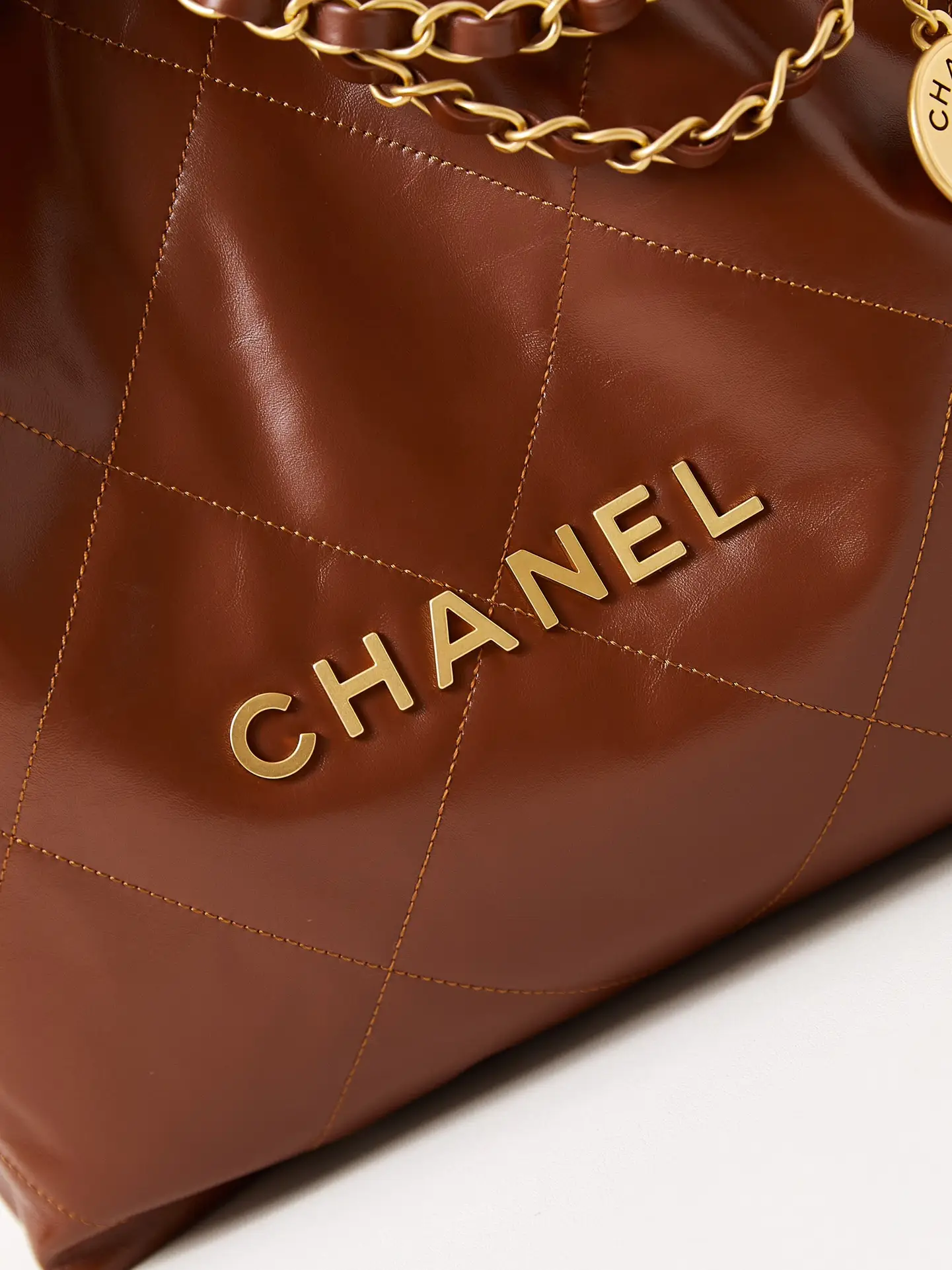 Chanel 22 Small Handbag AS3260 Caramel