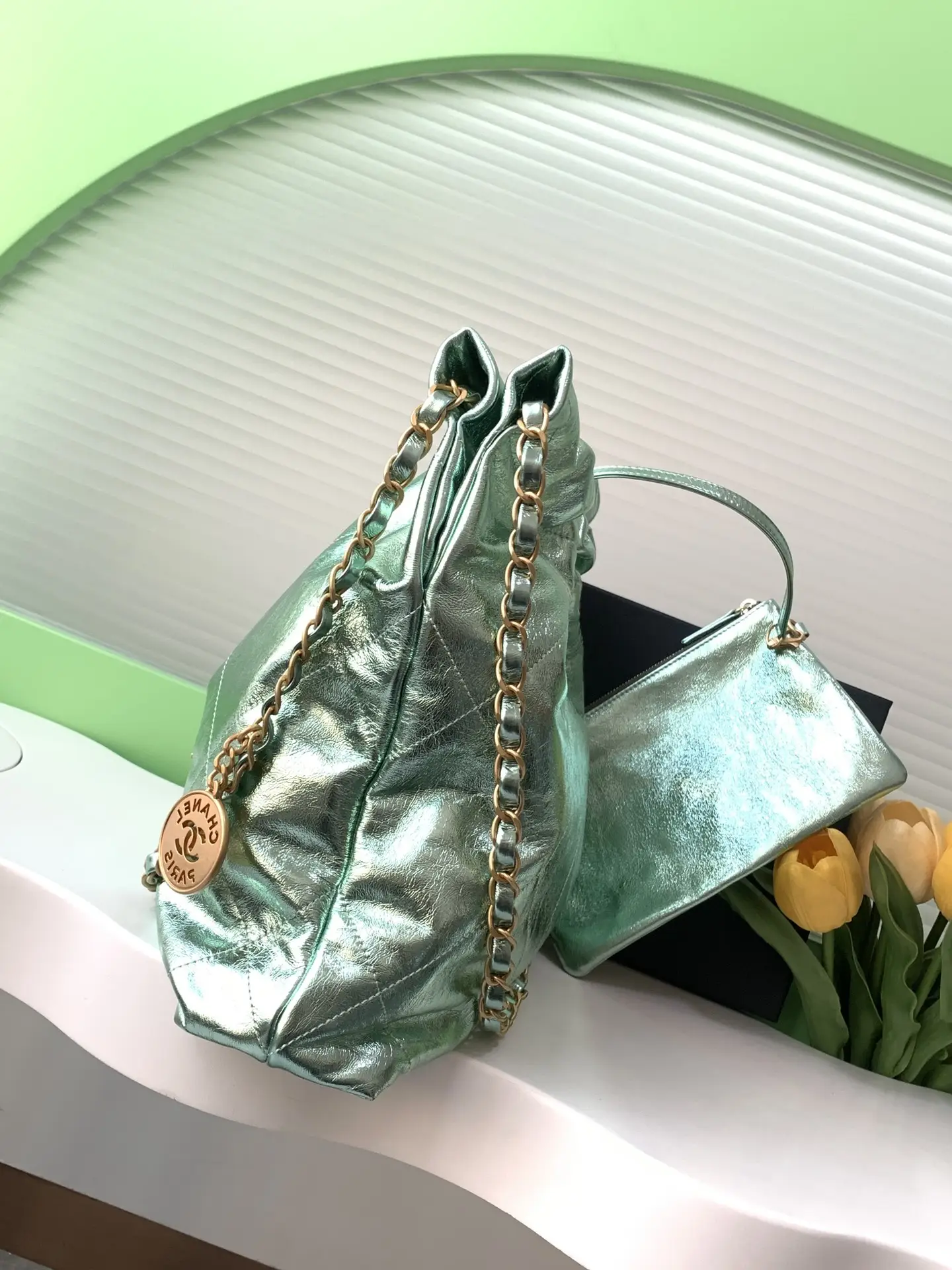 Chanel 22 Small Handbag AS3260 Green