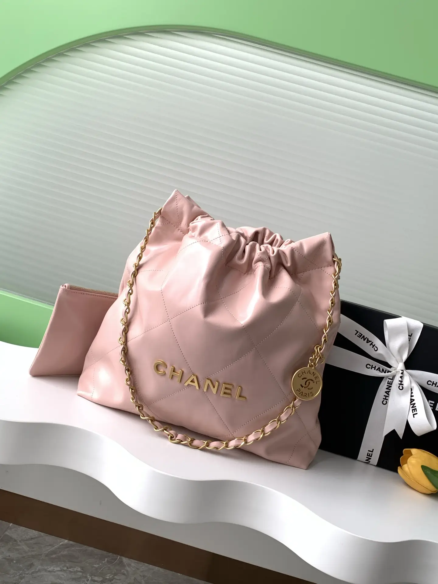 Chanel 22 Small Handbag AS3260 Pink