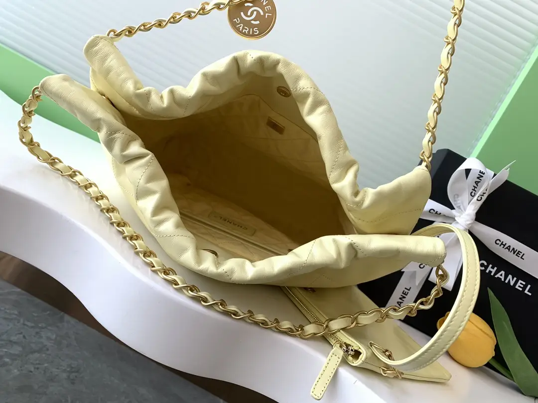 Chanel 22 Small Handbag AS3260 Yellow