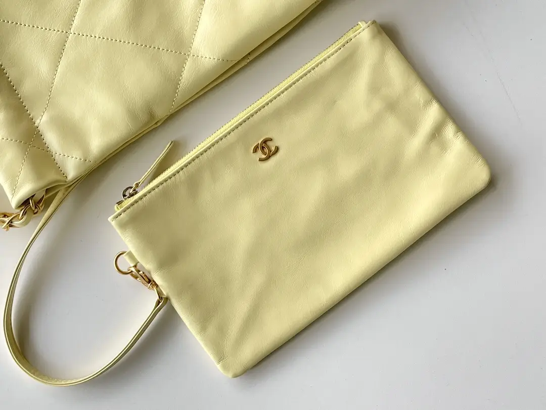 Chanel 22 Small Handbag AS3260 Yellow