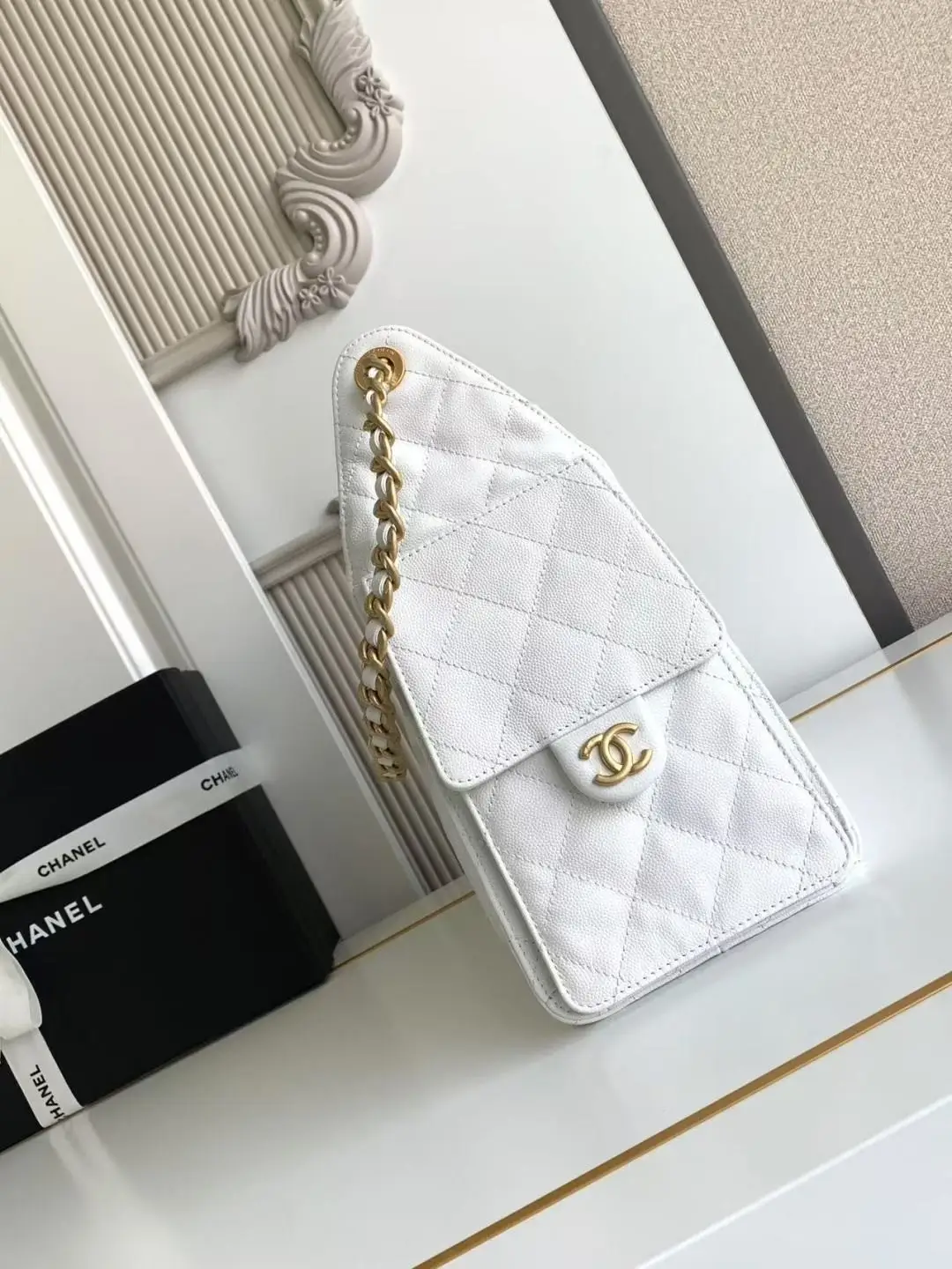Chanel 25 Small Hobo Bag AS5293 White