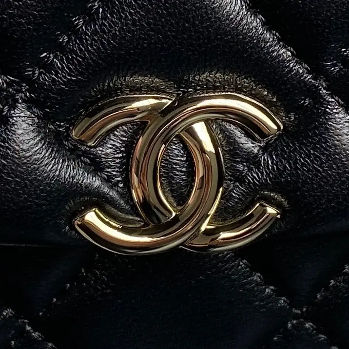Chanel Clutch With Chain AP4593 Black