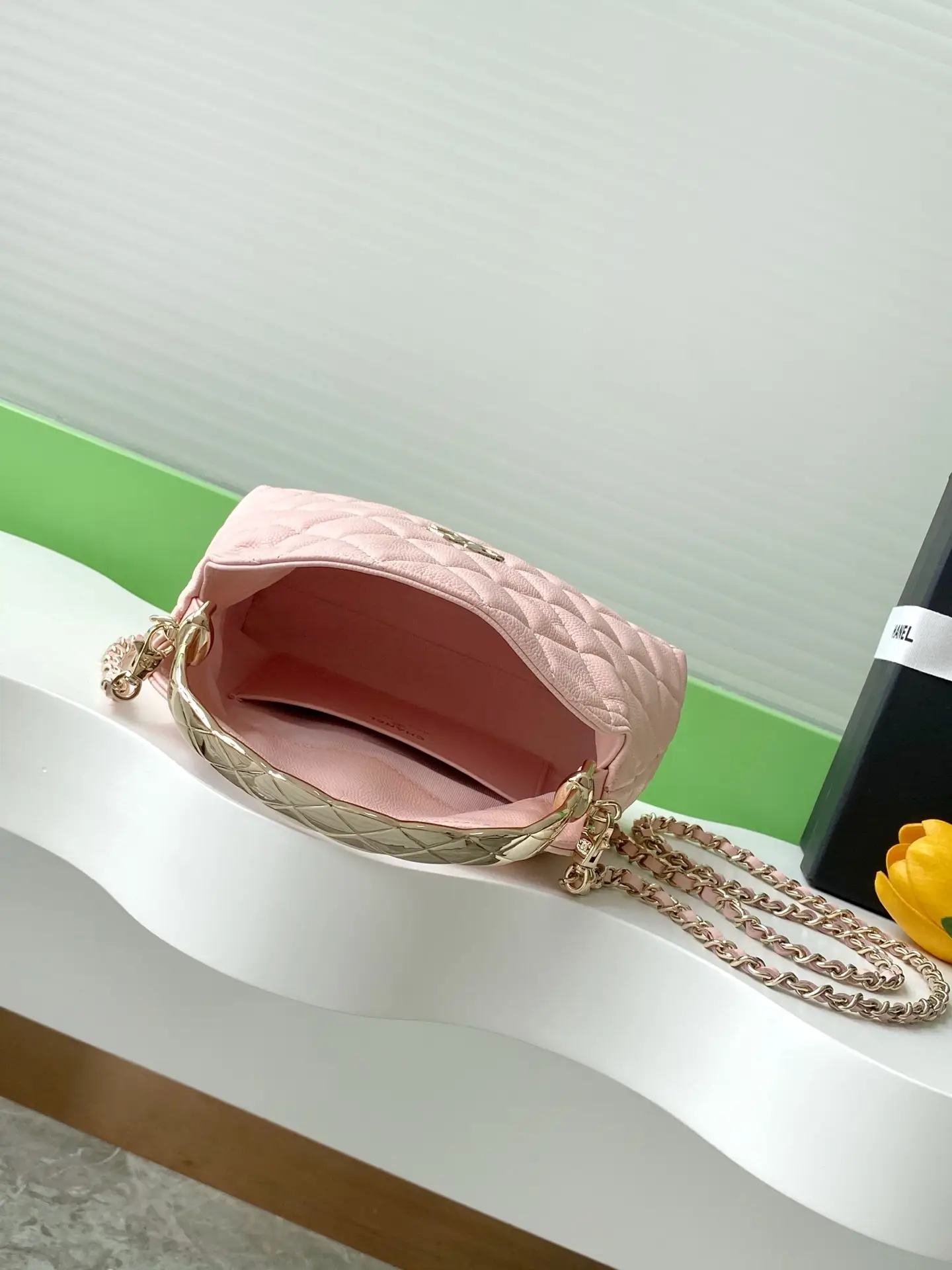 Chanel Handle Bag AP4591 Pink