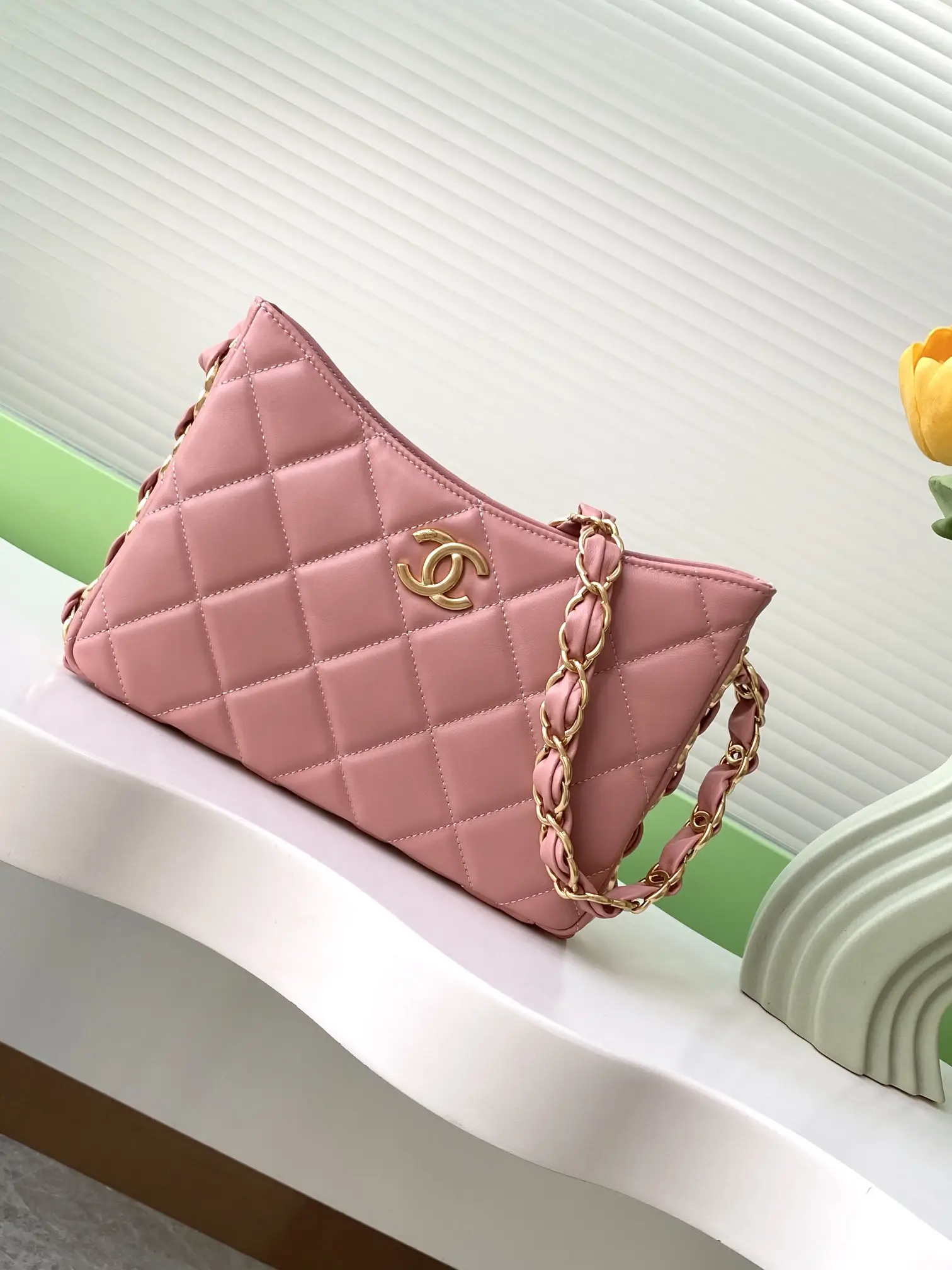 Chanel Hobo Handbag AS5177 Pink