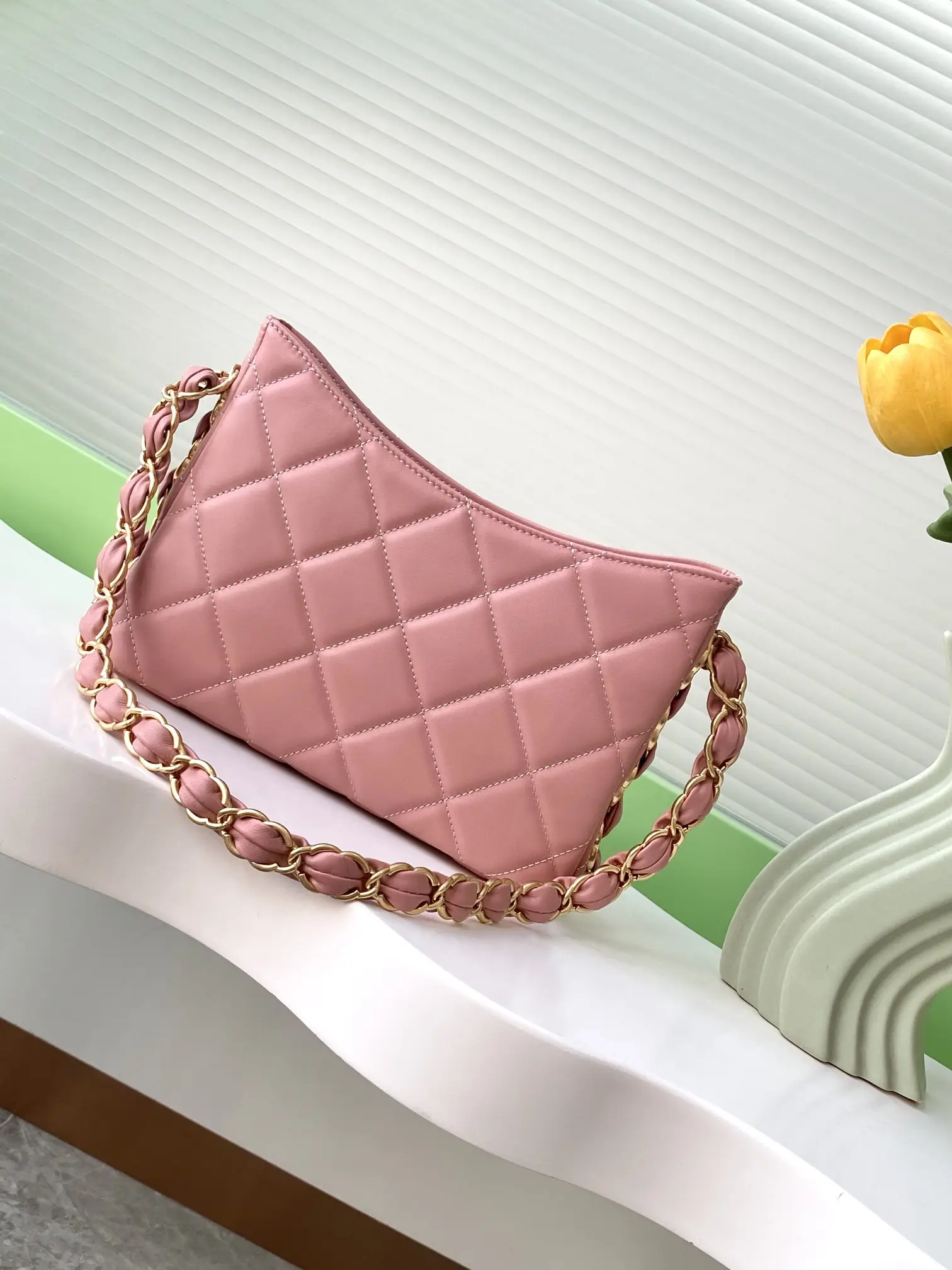 Chanel Hobo Handbag AS5177 Pink