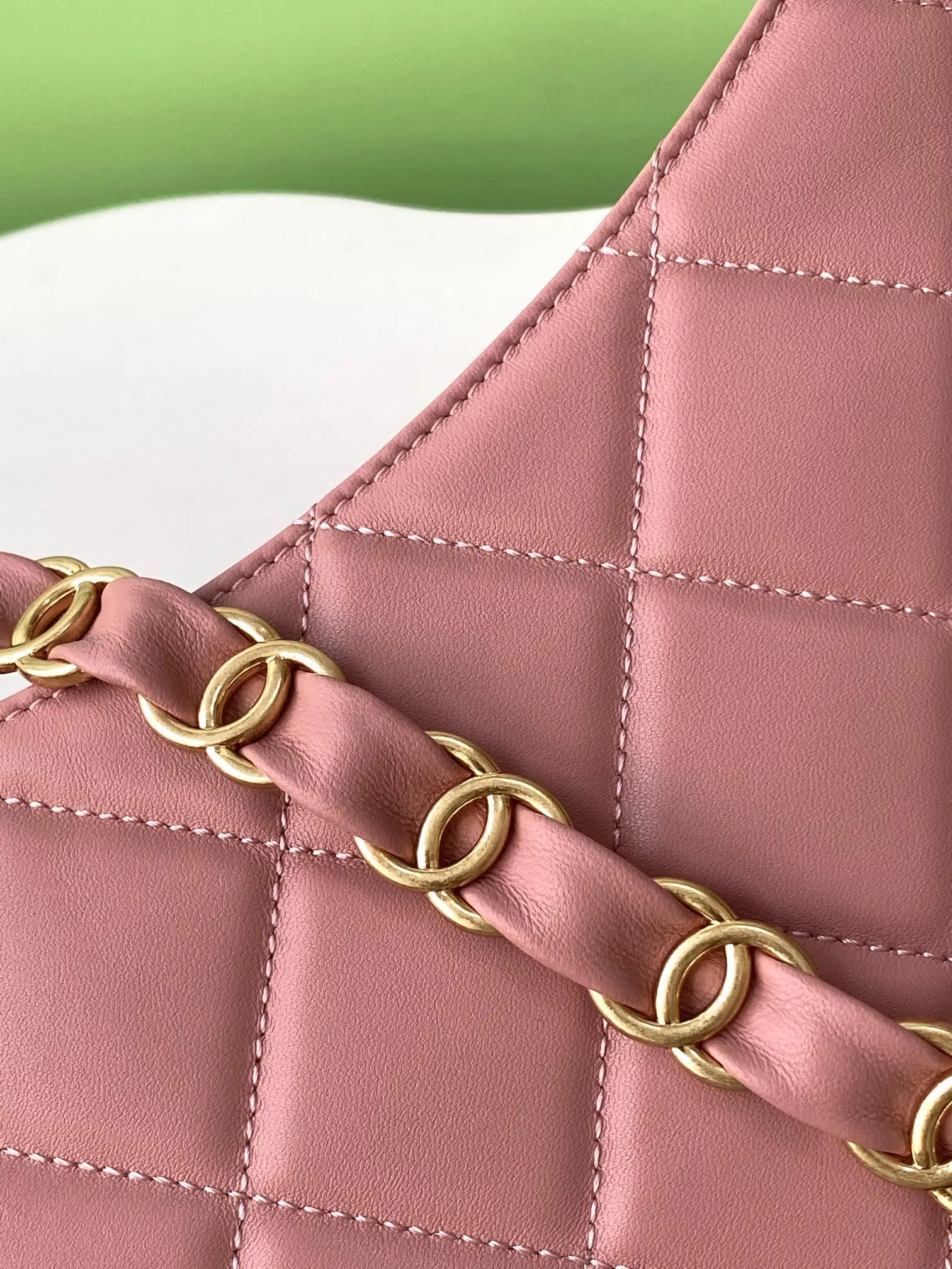 Chanel Hobo Handbag AS5177 Pink