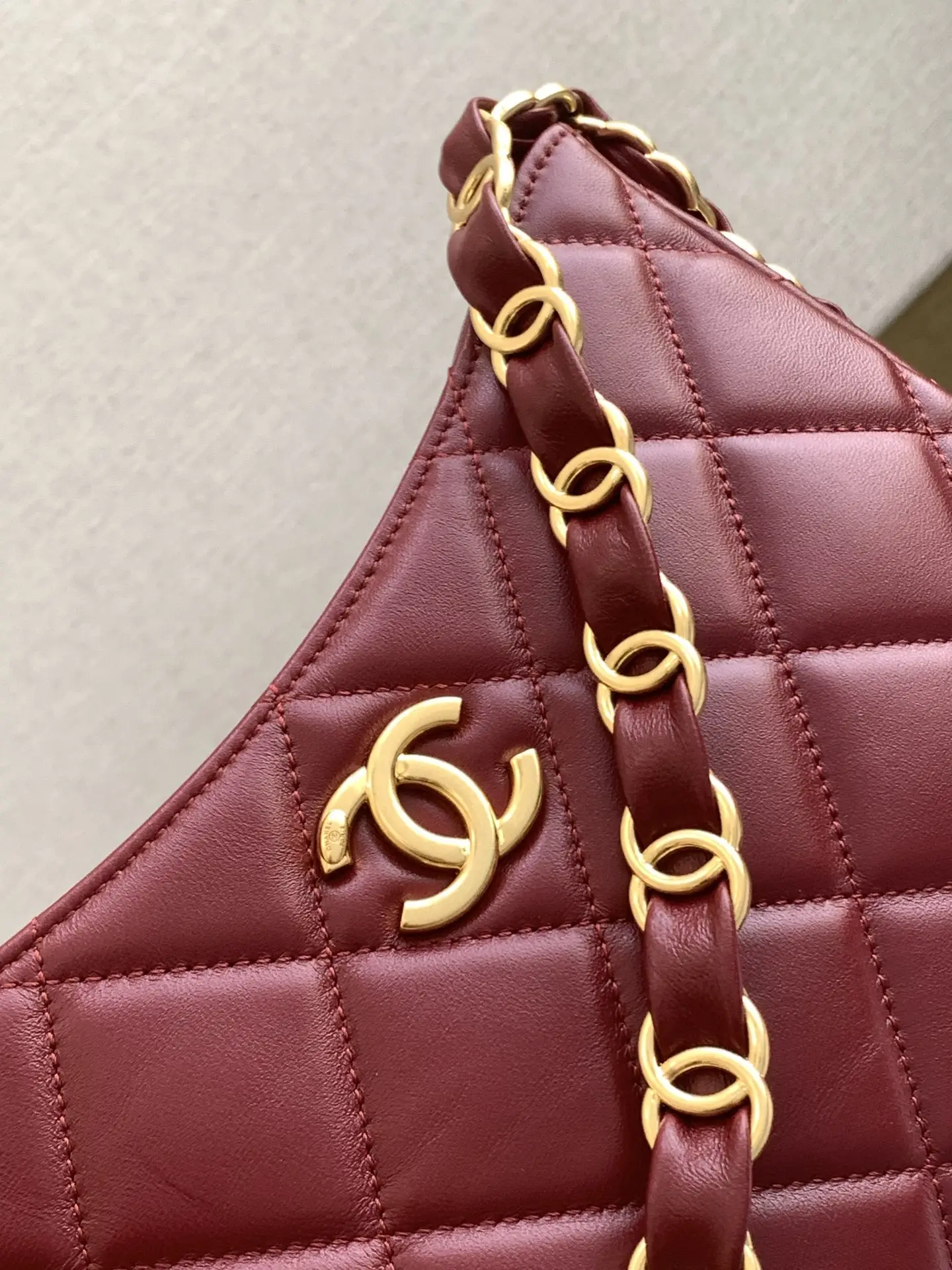 Chanel Hobo Handbag AS5177 Red