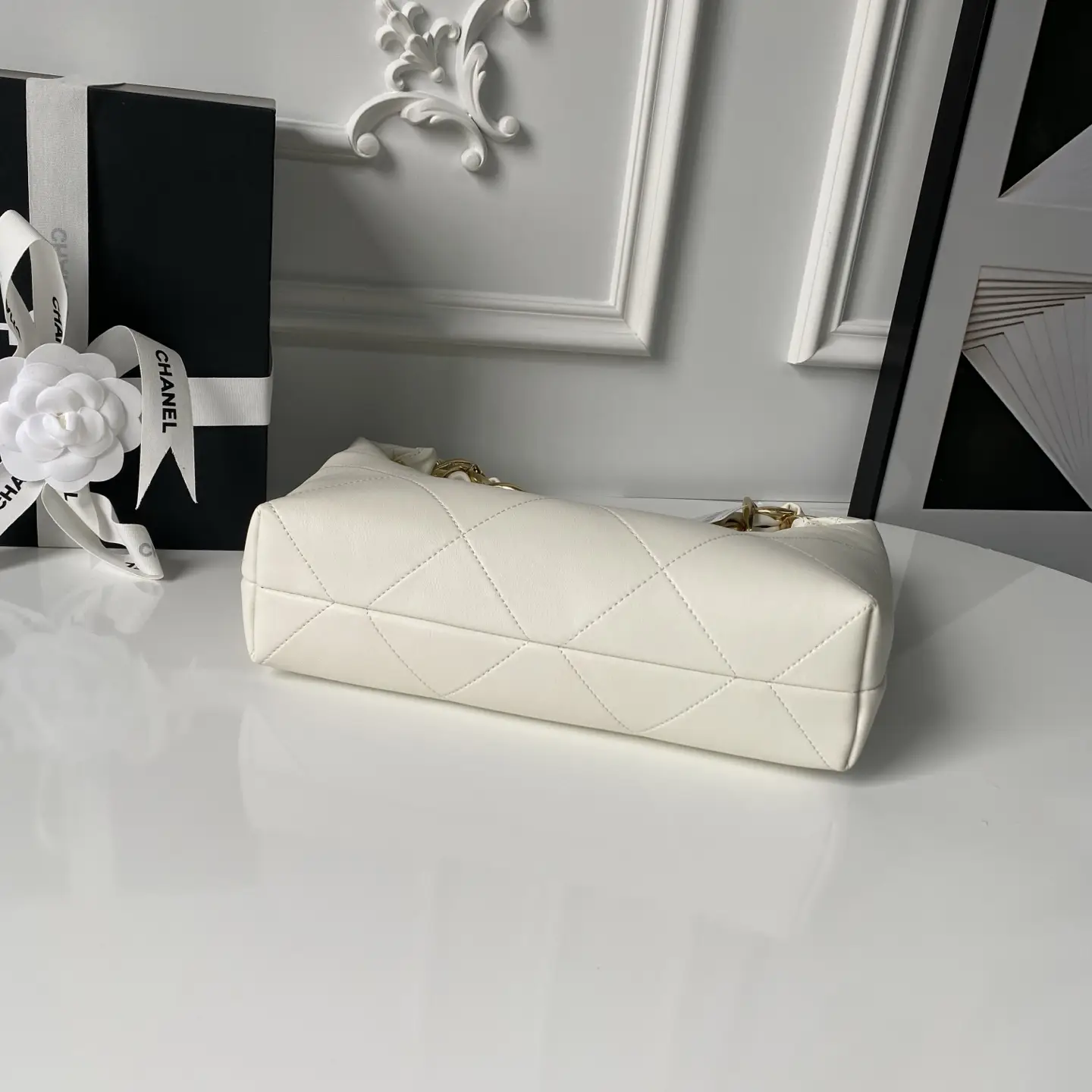 Chanel Hobo Handbag AS5837 White