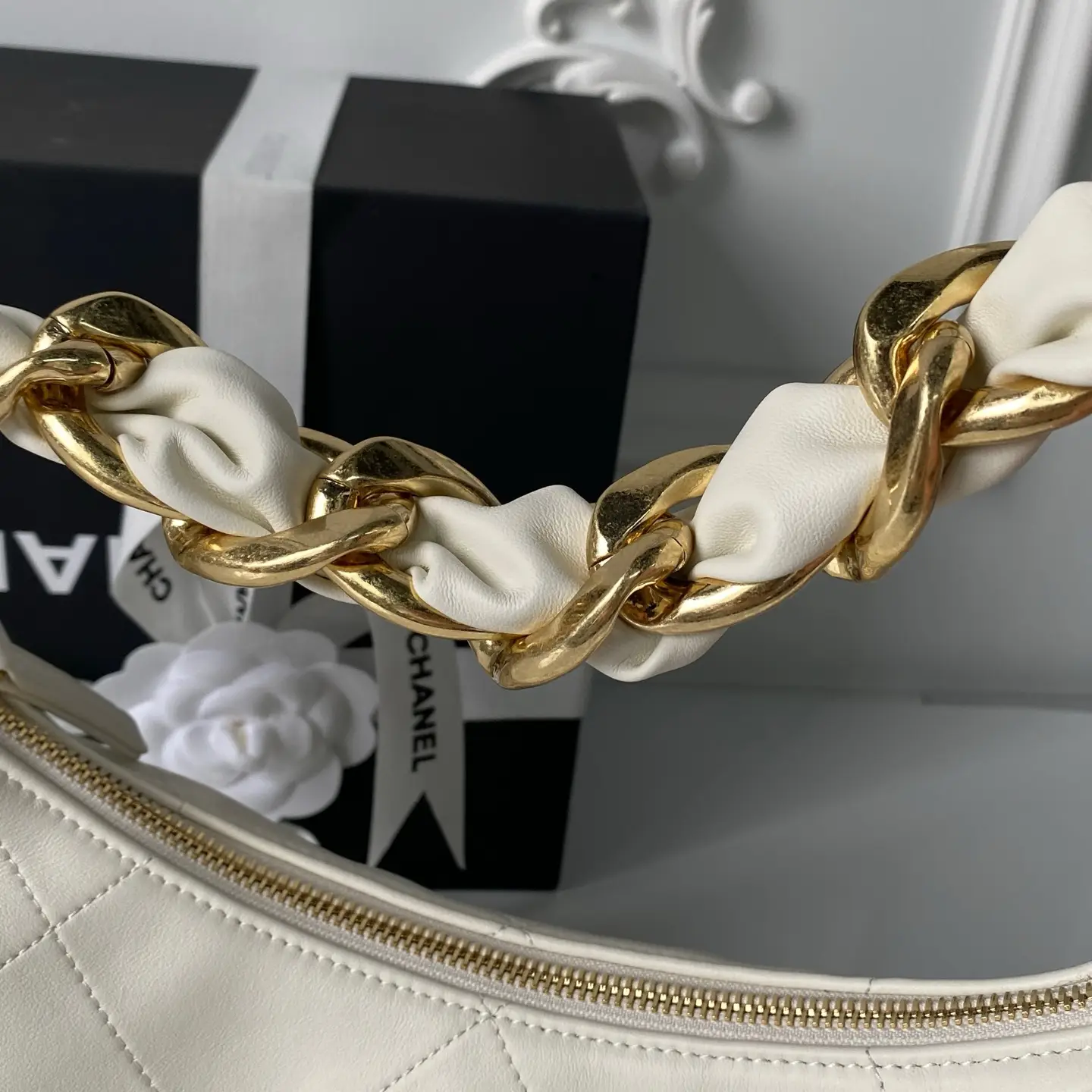 Chanel Hobo Handbag AS5837 White