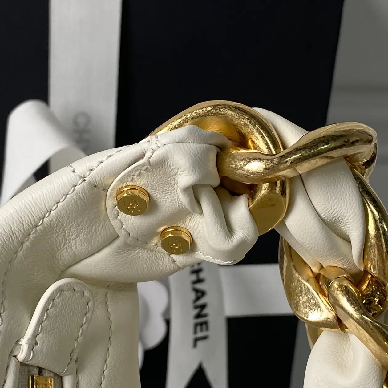 Chanel Hobo Handbag AS5837 White