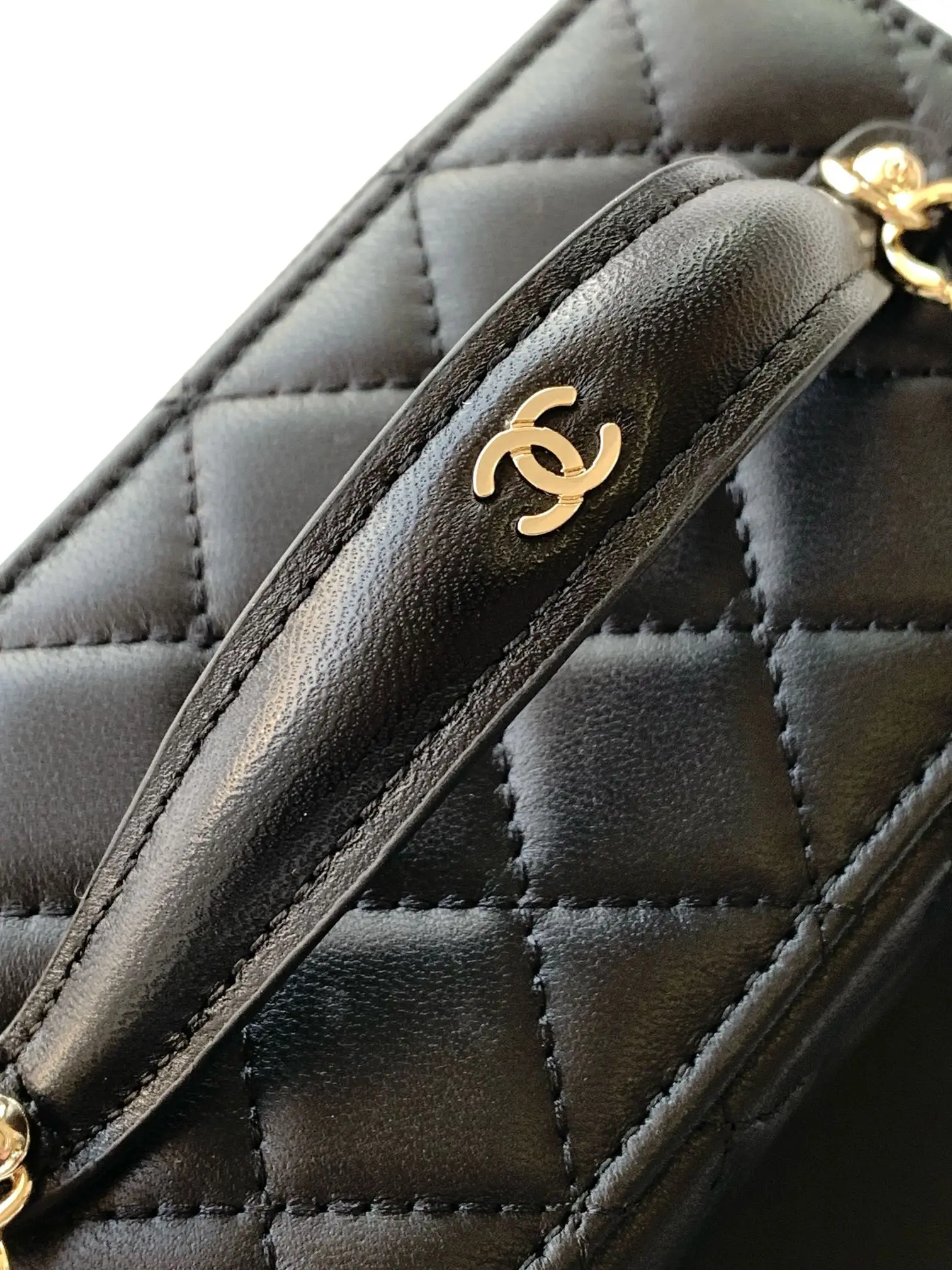 Chanel Top Handle Vanity Case AP4404 Black
