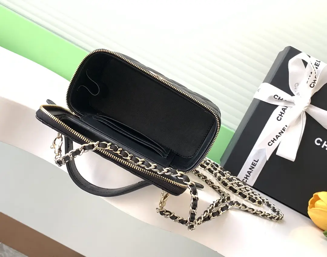 Chanel Top Handle Vanity Case AP4404 Black