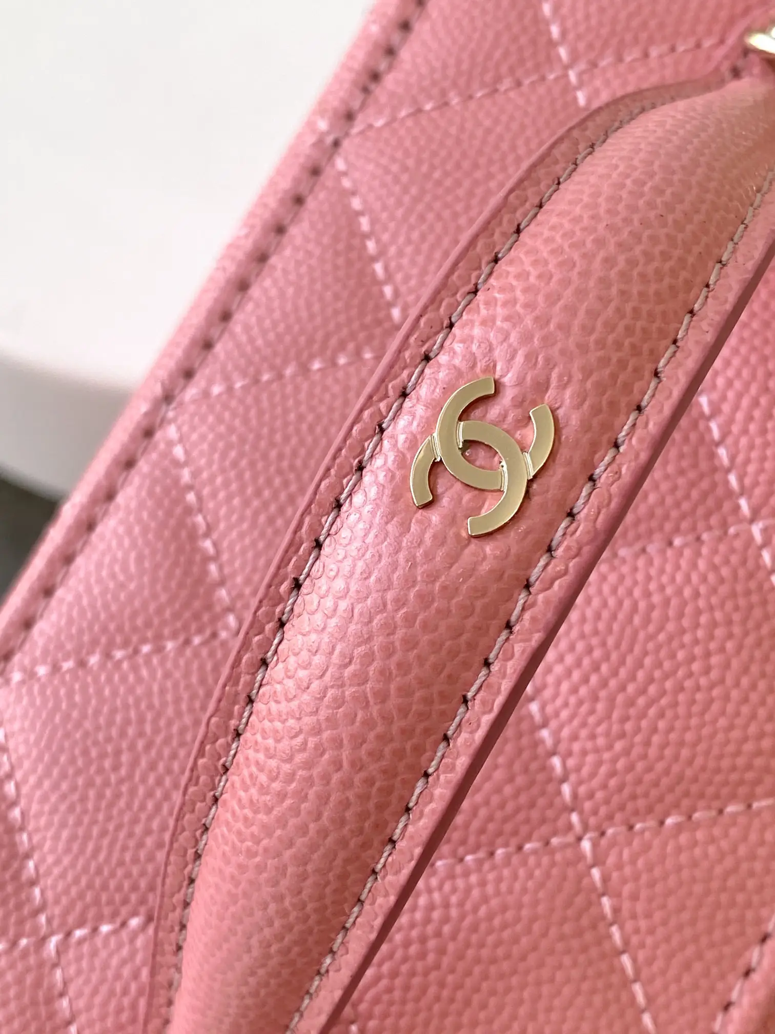 Chanel Top Handle Vanity Case AP4404 Pink