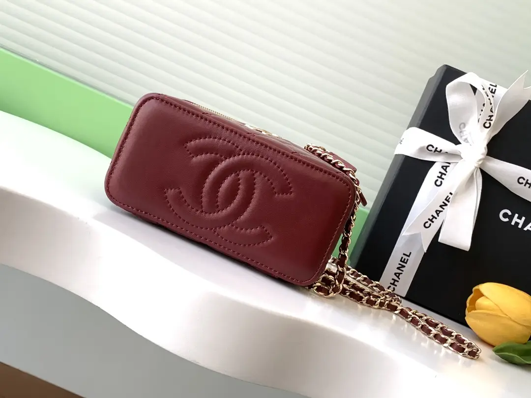 Chanel Top Handle Vanity Case AP4404 Red