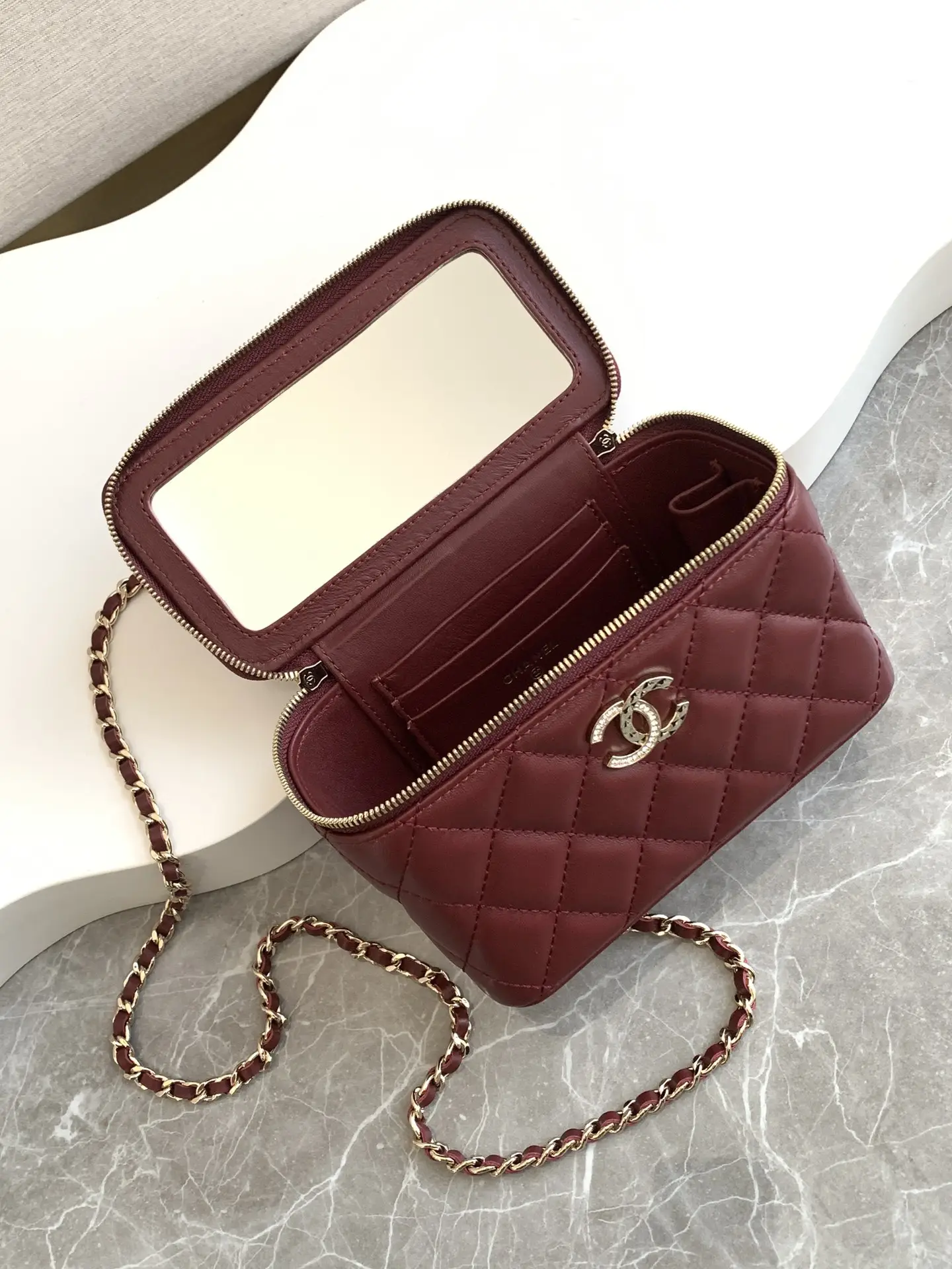 Chanel Top Handle Vanity Case AP4404 Red